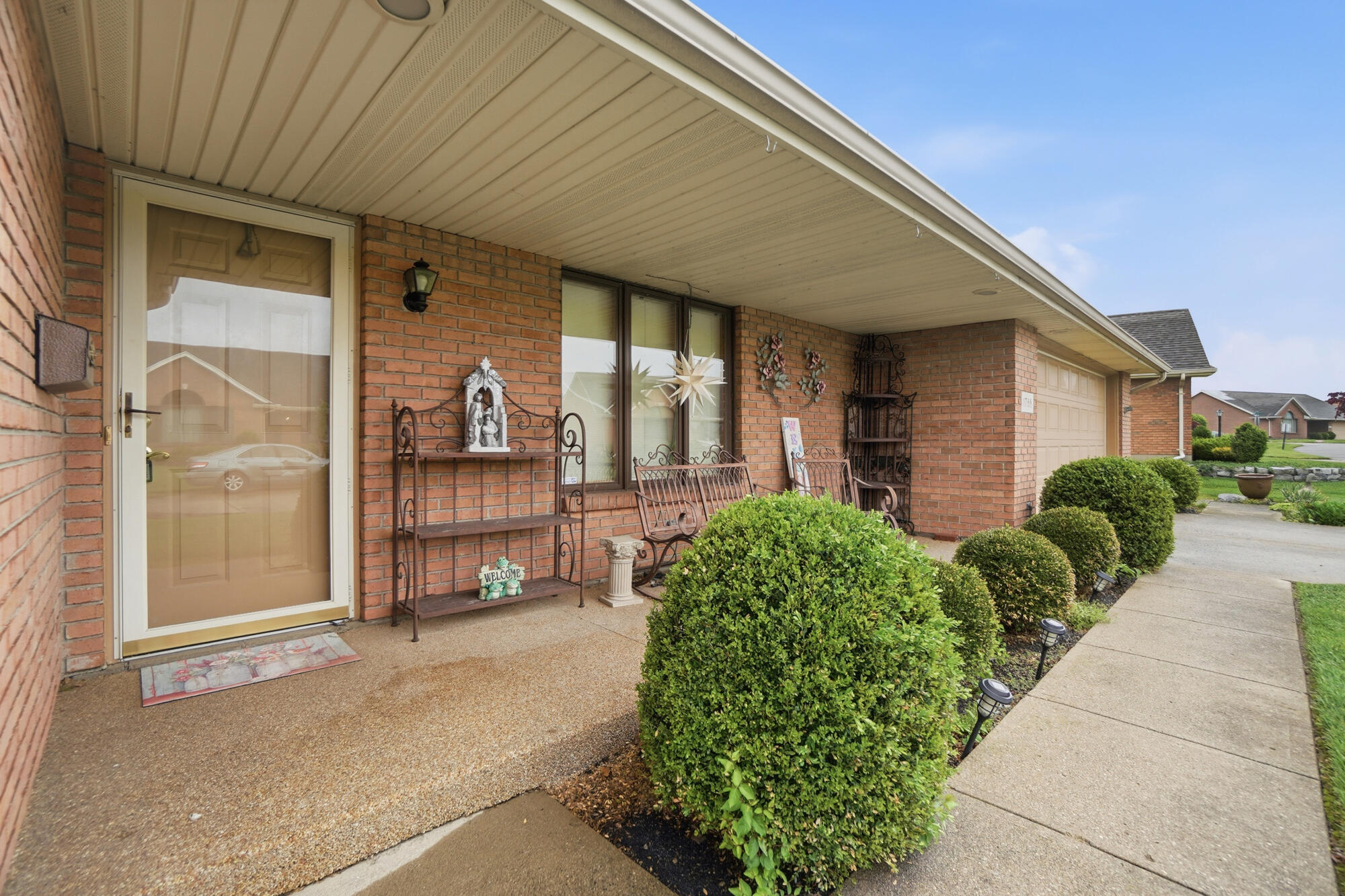 1788 Berwick Drive, Springfield, Ohio 45503