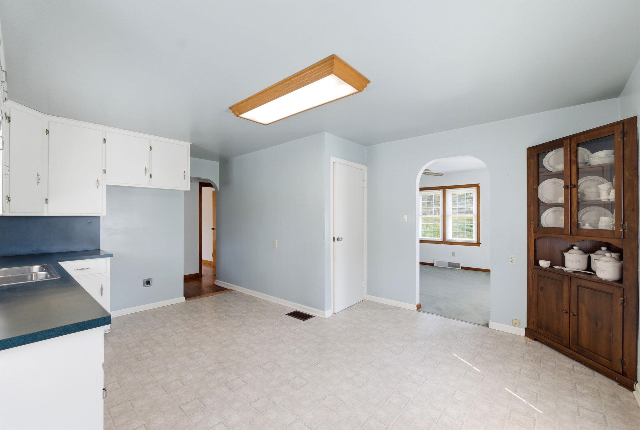 1030 Ginghamsburg Road, Tipp City, Ohio 45371