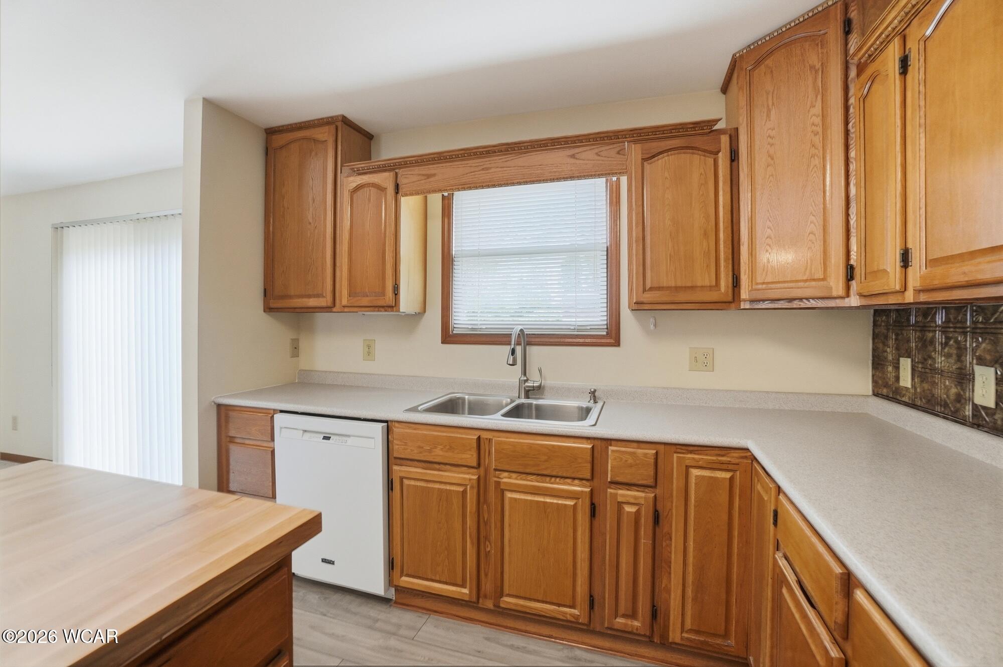 5724 Clover Ridge Drive, Lima, Ohio
