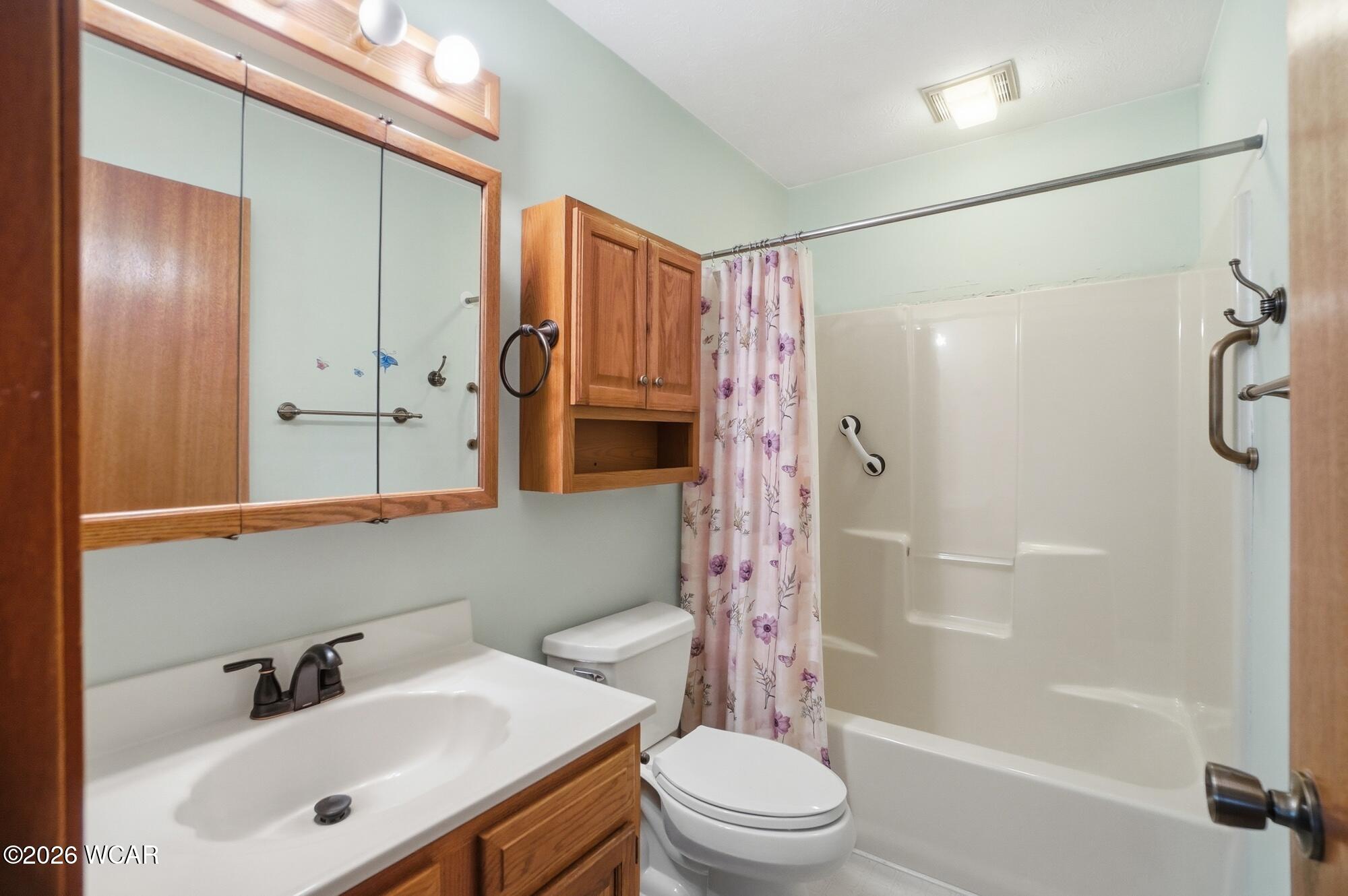 5724 Clover Ridge Drive, Lima, Ohio