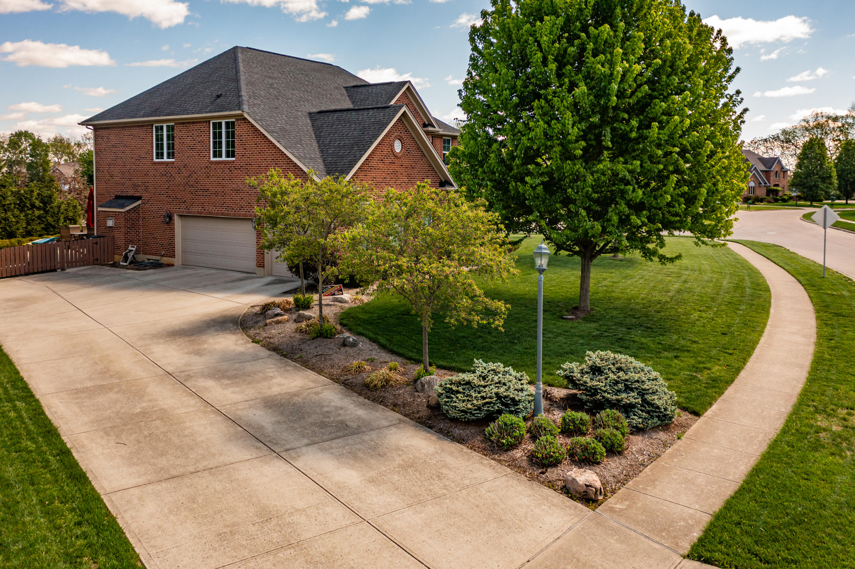 636 Brookmeade Court, Beavercreek, Ohio 45434