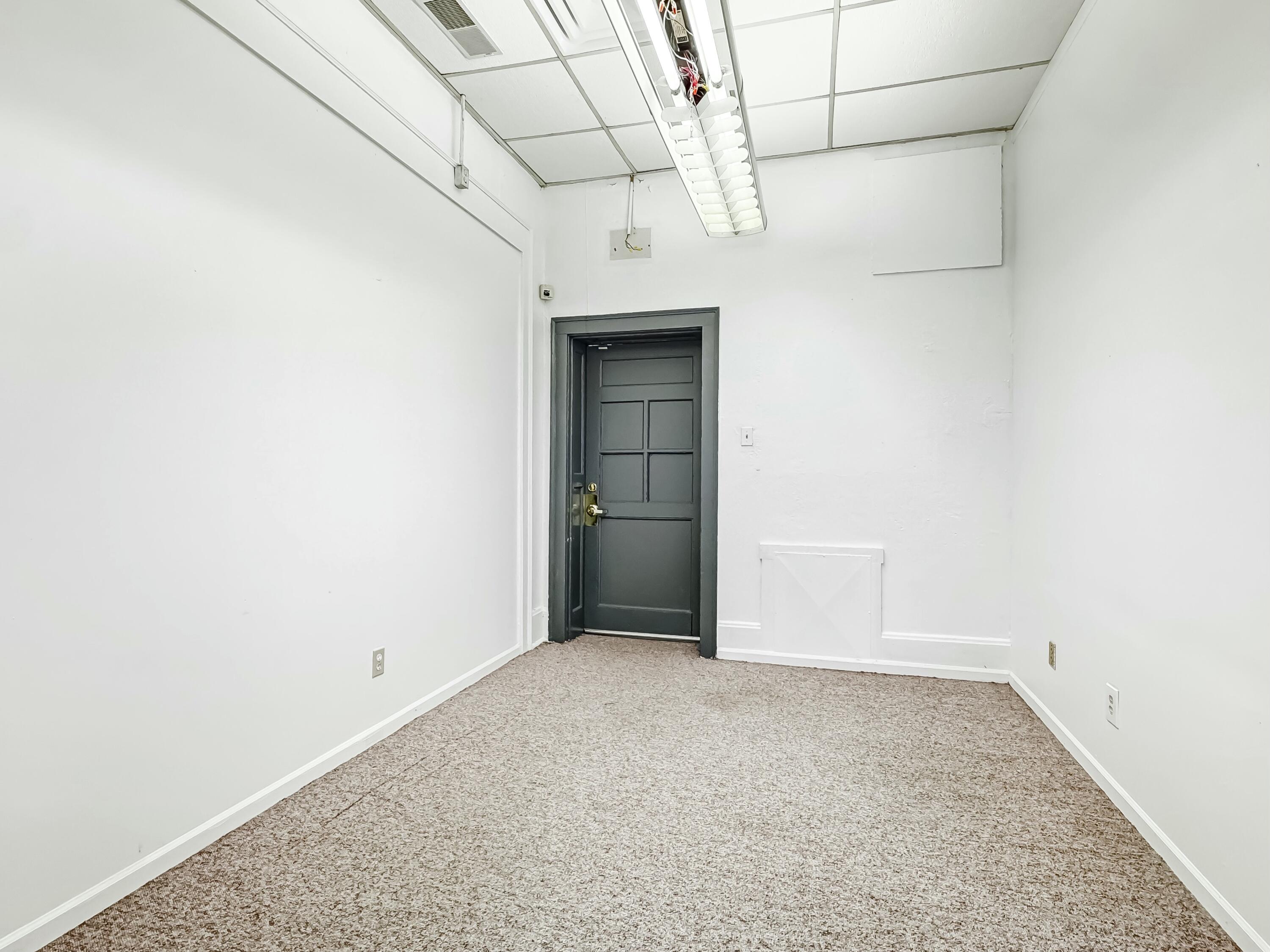 4800 Urbana Road, Springfield, Ohio 45502