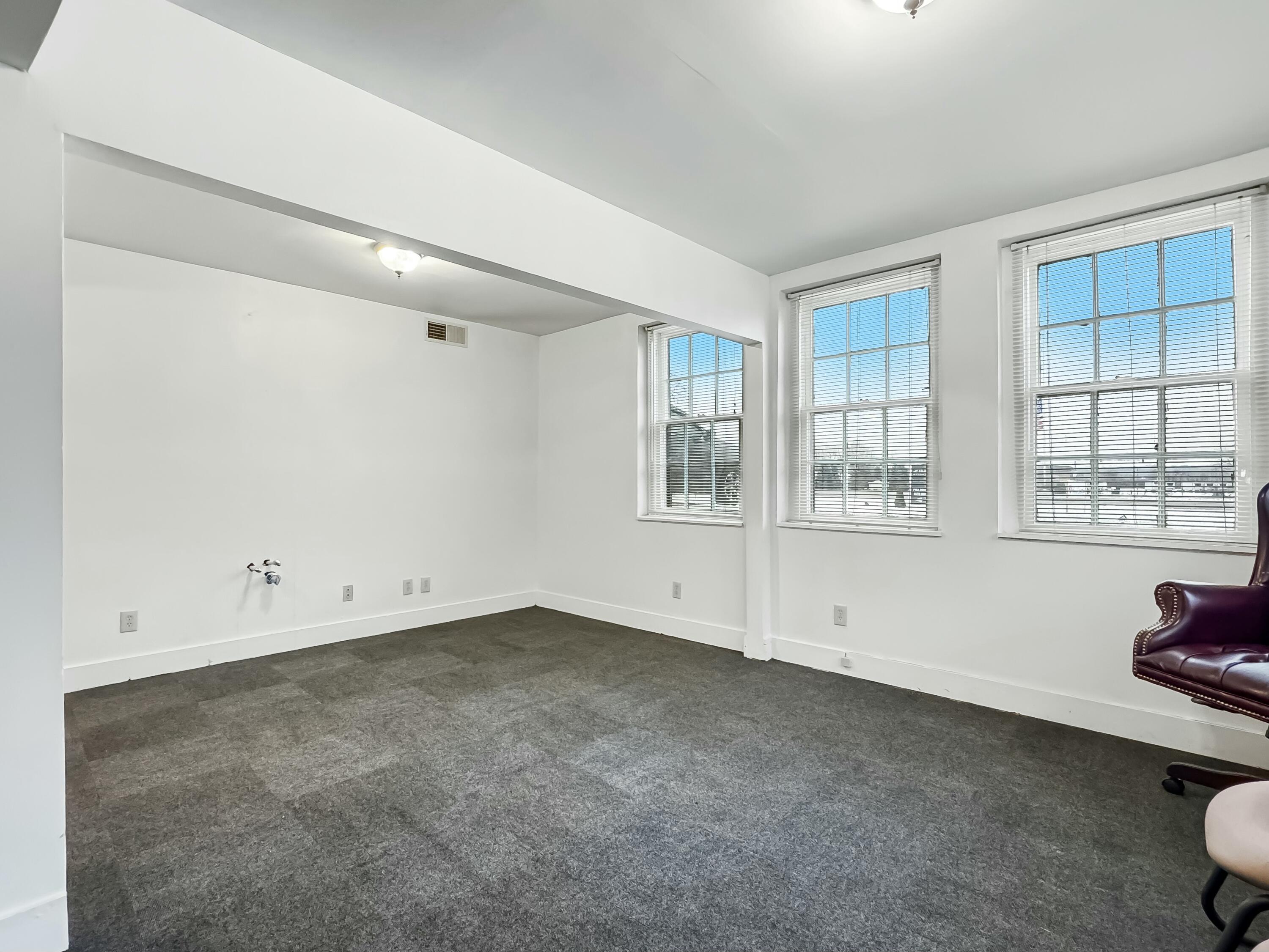 4800 Urbana Road, Springfield, Ohio 45502