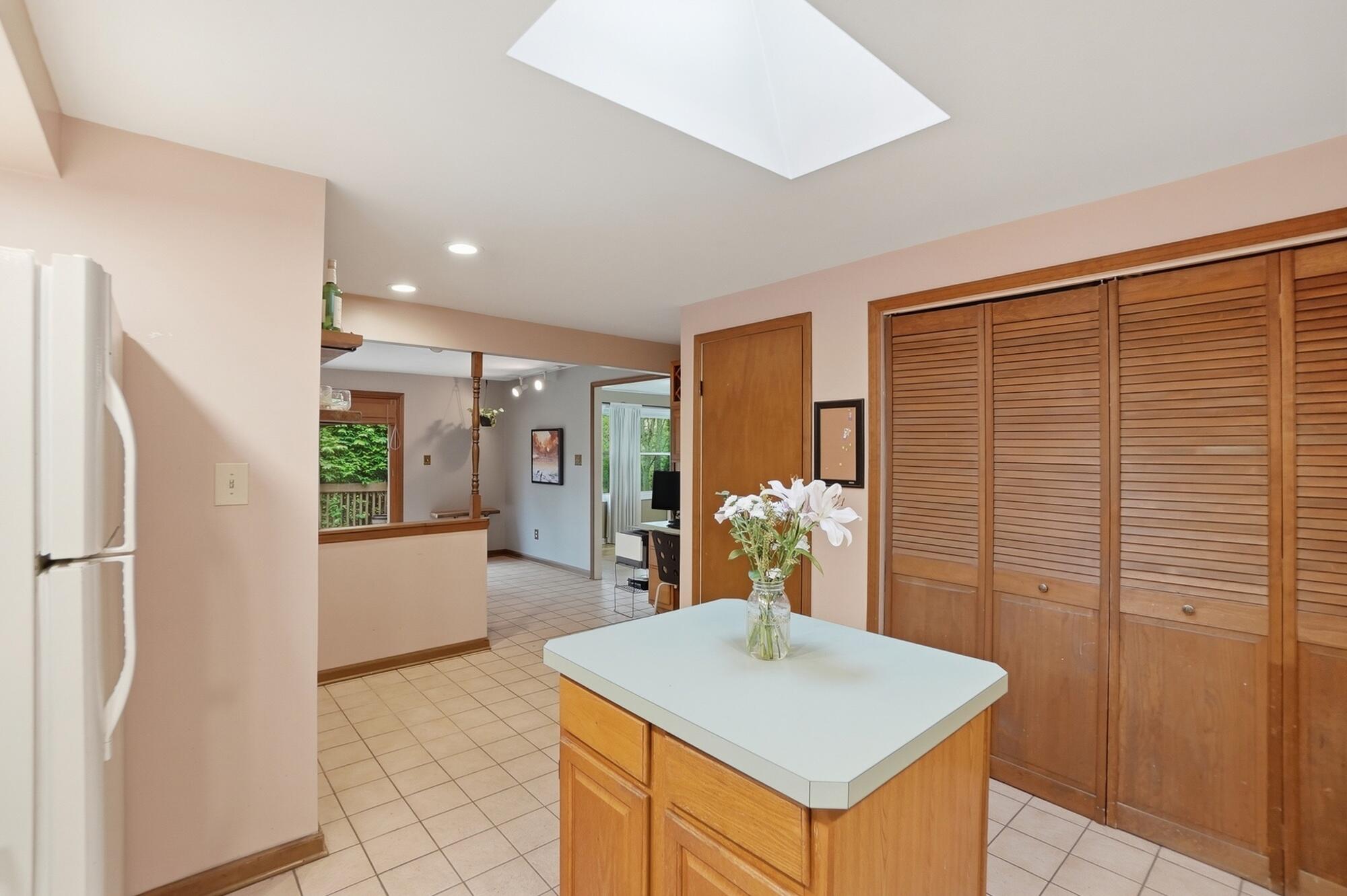 2193 Regent Park Drive, Bellbrook, Ohio 45305