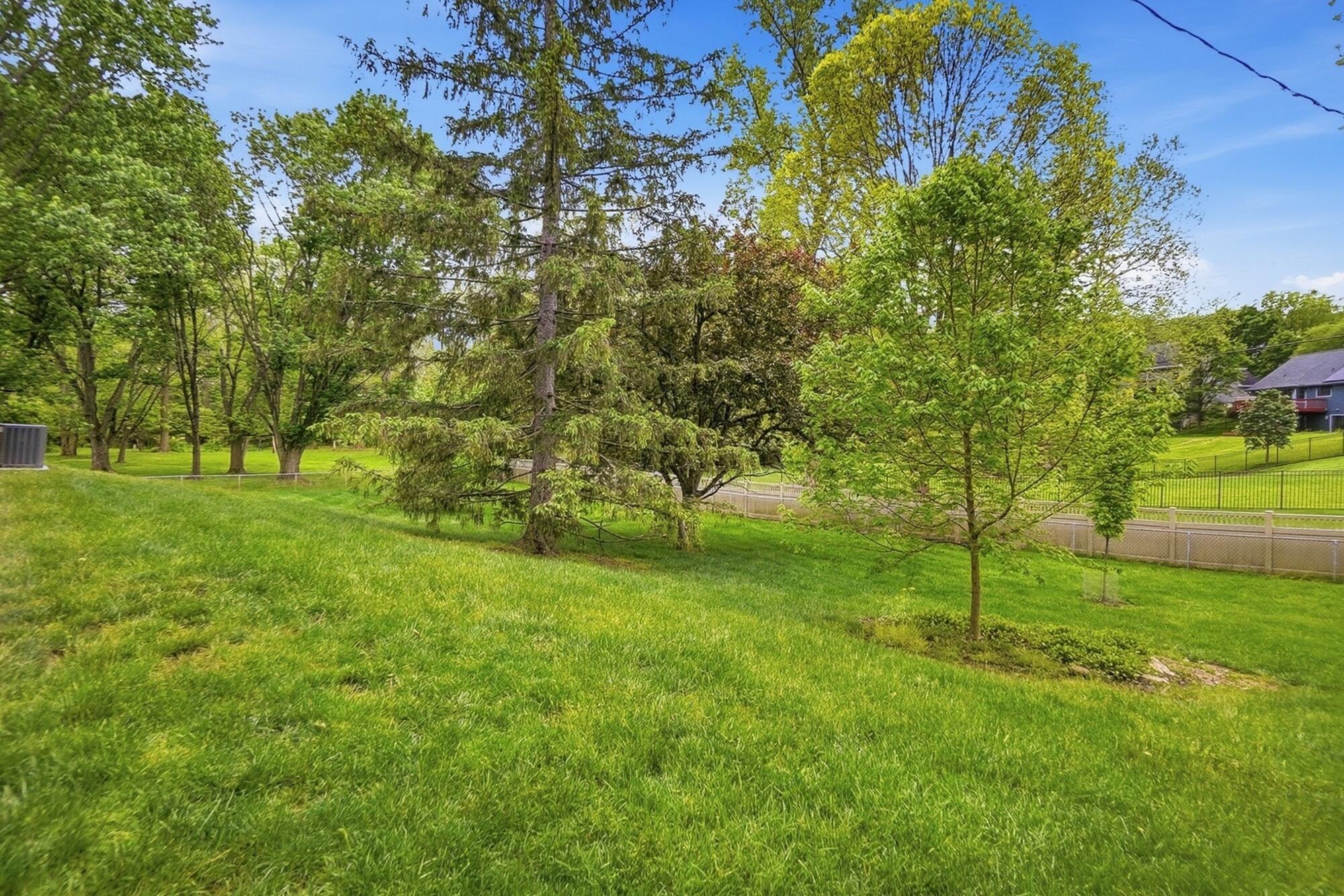 2193 Regent Park Drive, Bellbrook, Ohio 45305