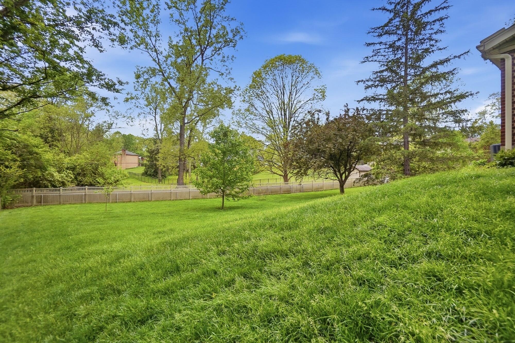 2193 Regent Park Drive, Bellbrook, Ohio 45305