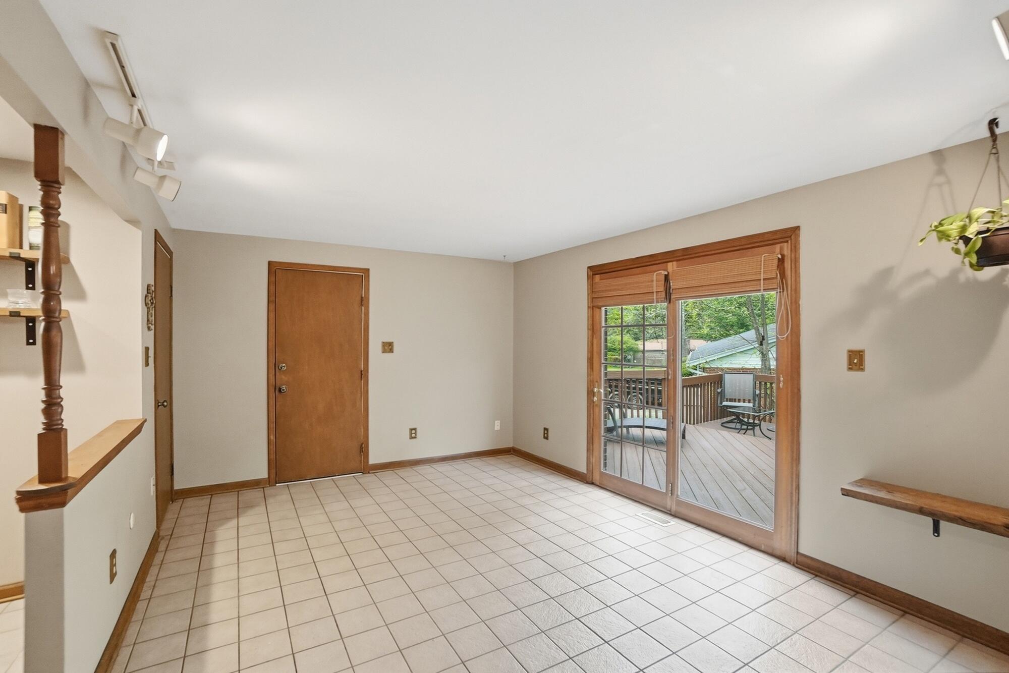 2193 Regent Park Drive, Bellbrook, Ohio 45305