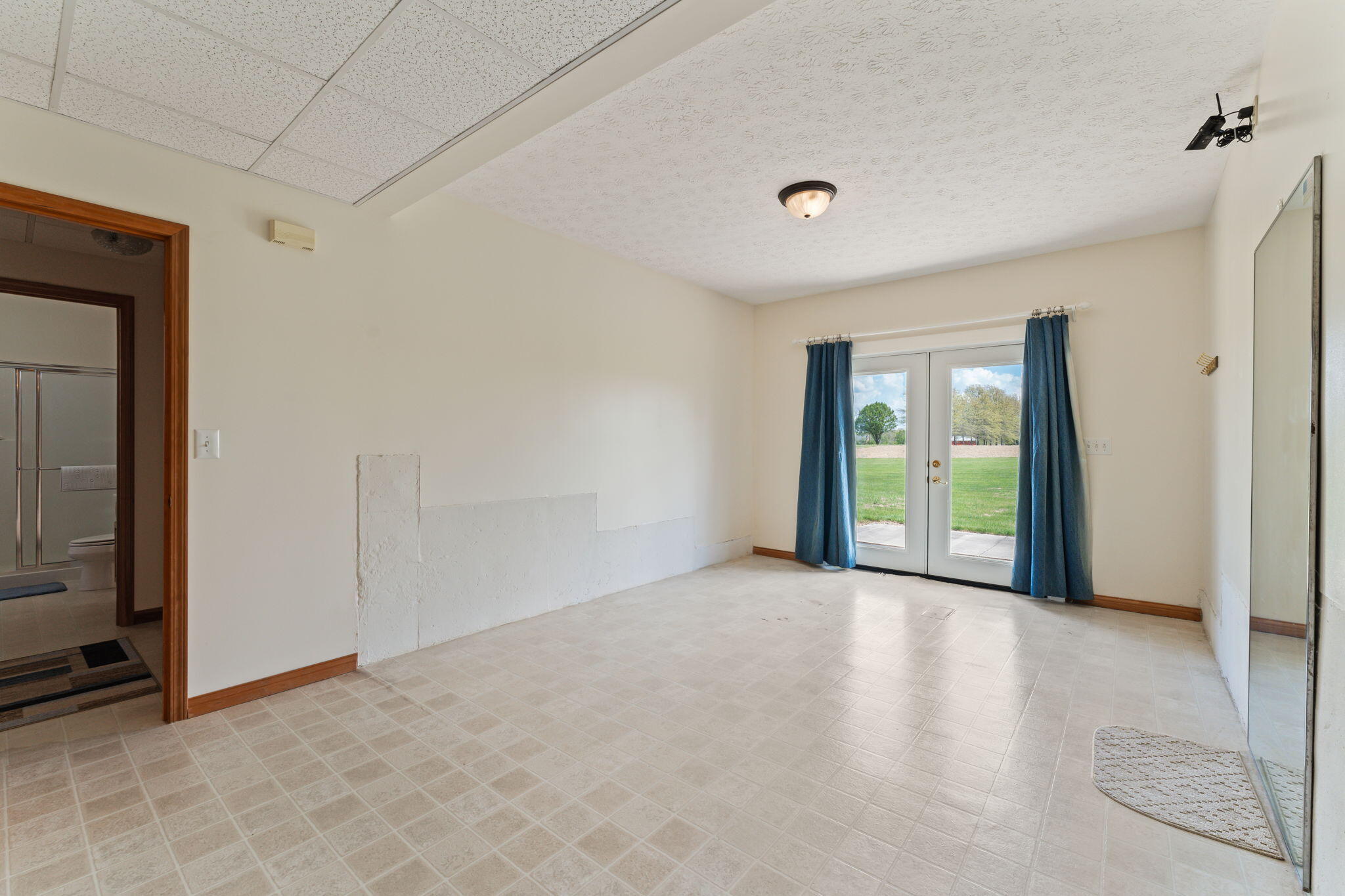 7855 Bradford Bloomer Road, Bradford, Ohio 45308