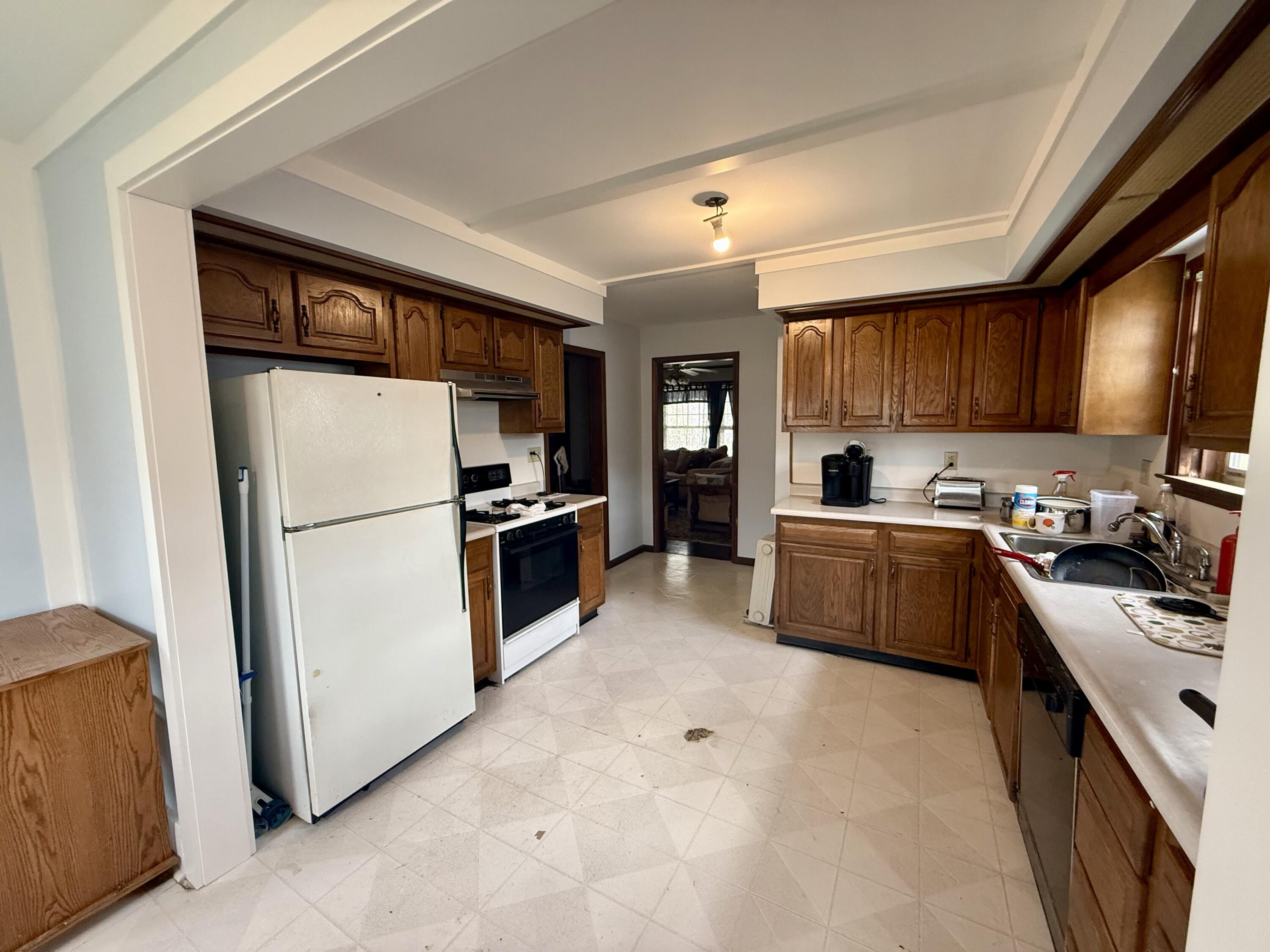 32 East Street, Versailles, Ohio 45380