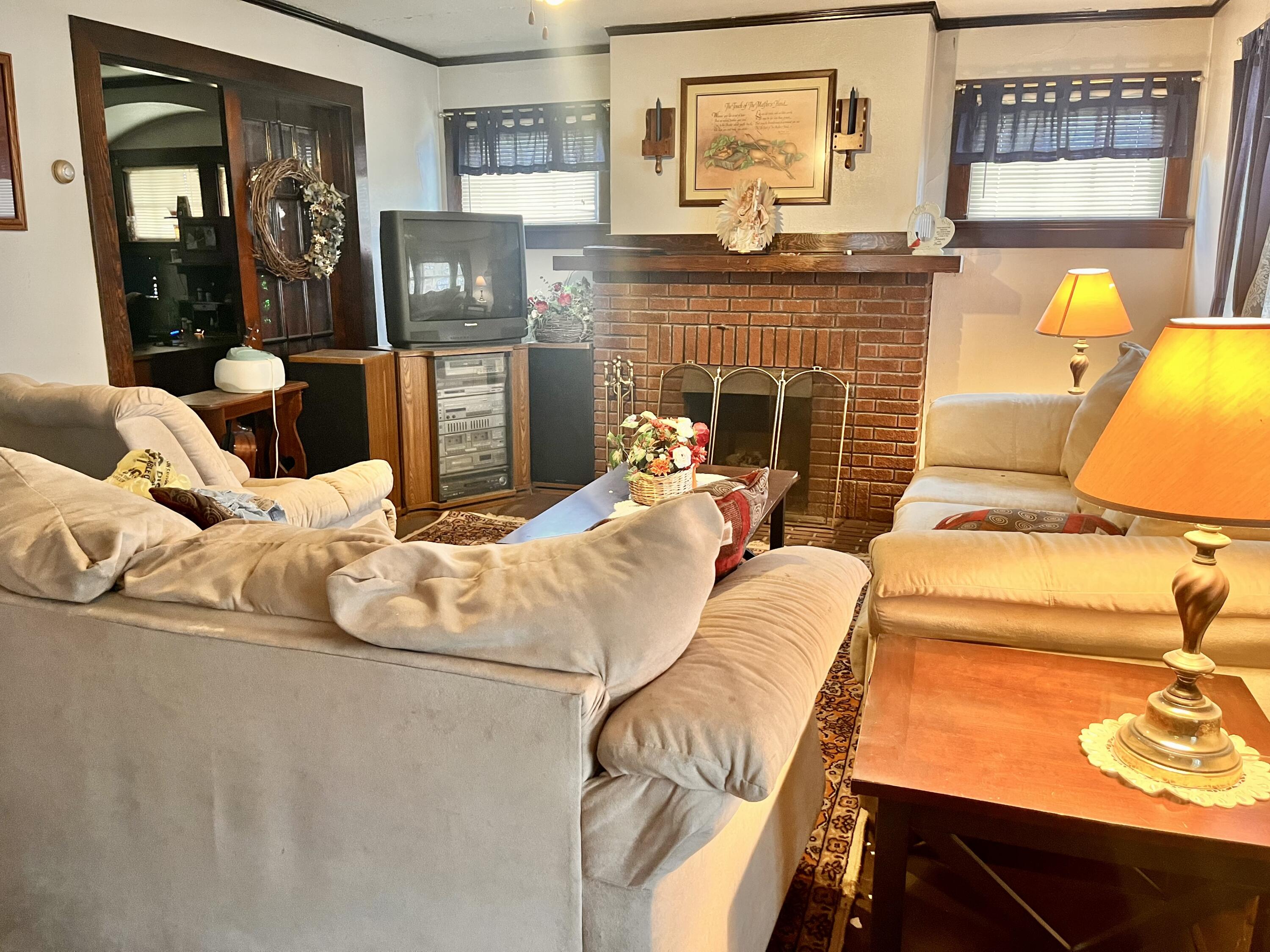 32 East Street, Versailles, Ohio 45380