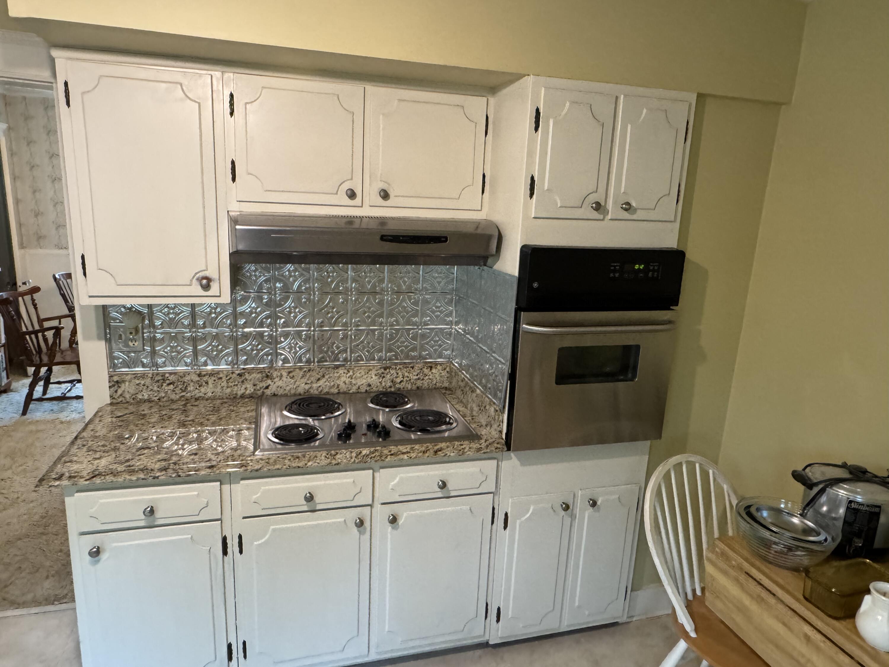 118 Hampton Place, Springfield, Ohio 45504
