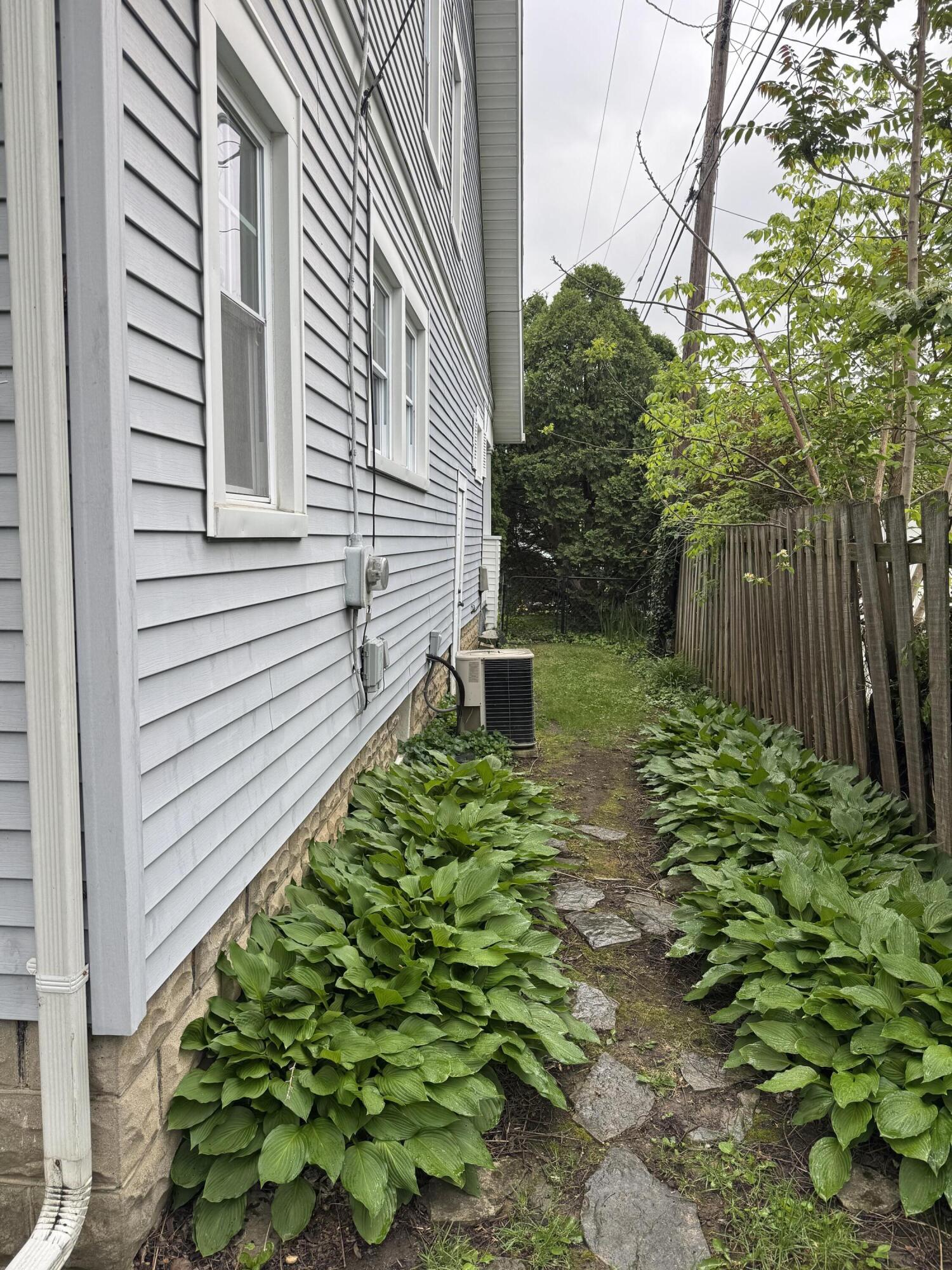 118 Hampton Place, Springfield, Ohio 45504