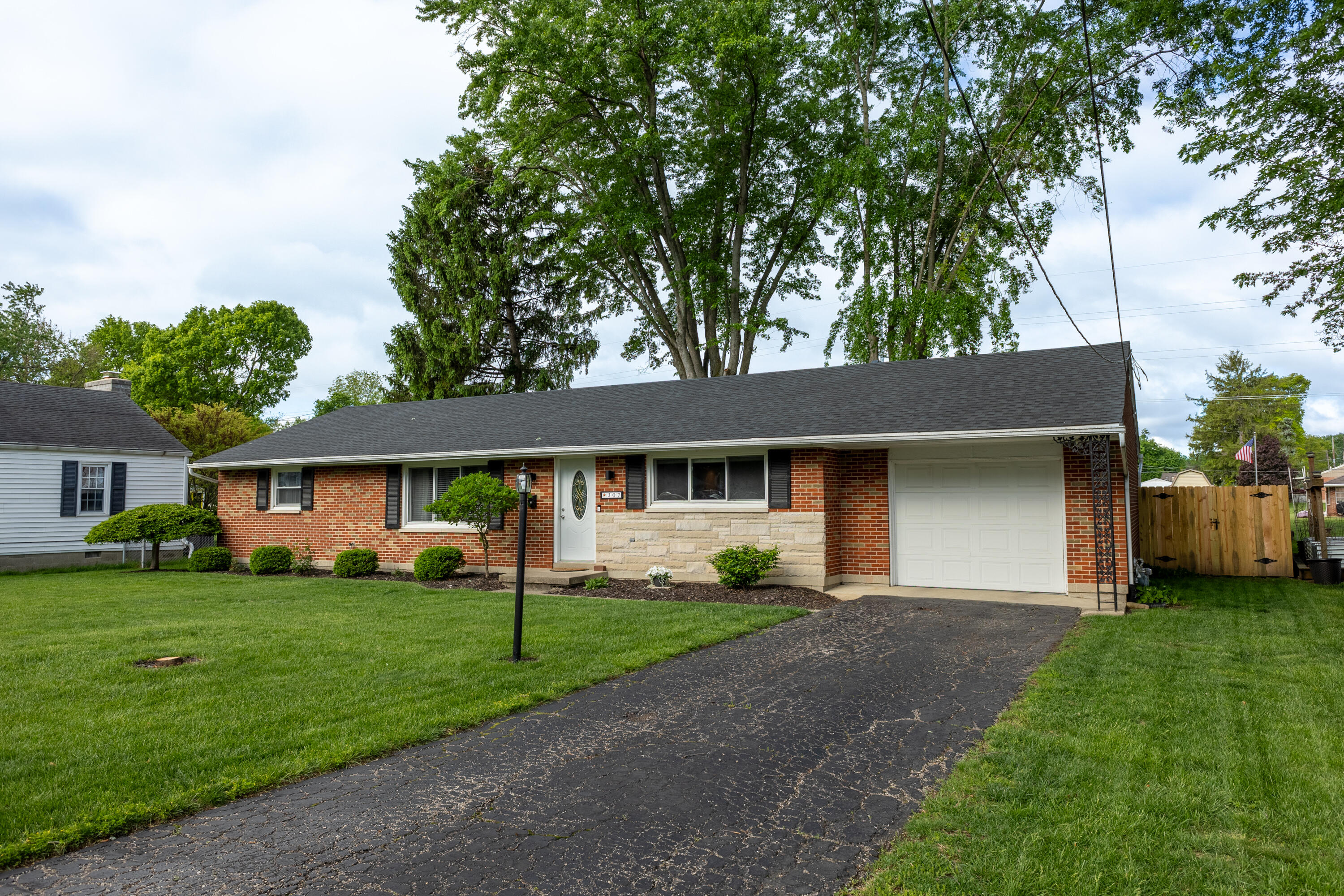 307 Walnut Street, Englewood, Ohio 45322