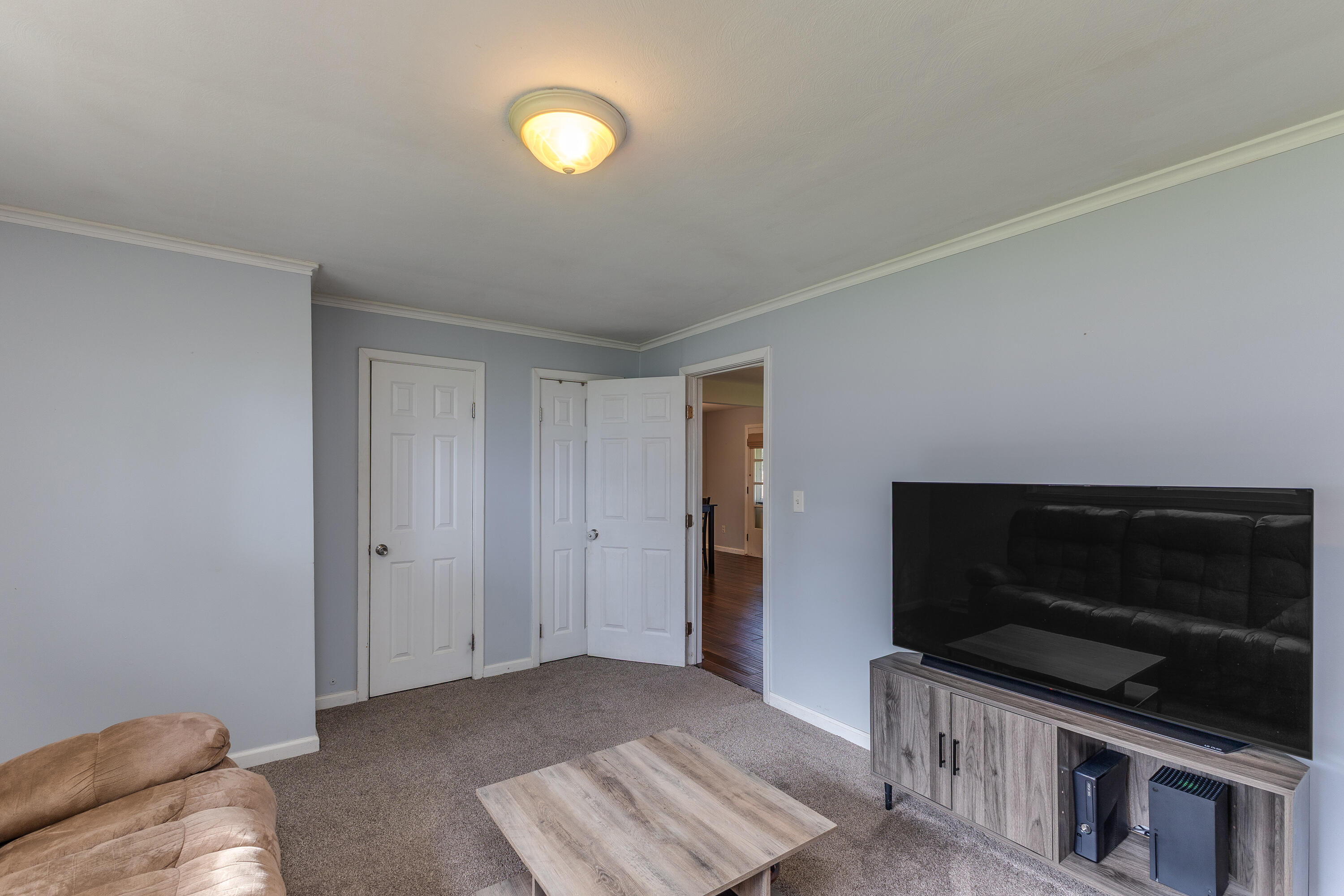 307 Walnut Street, Englewood, Ohio 45322