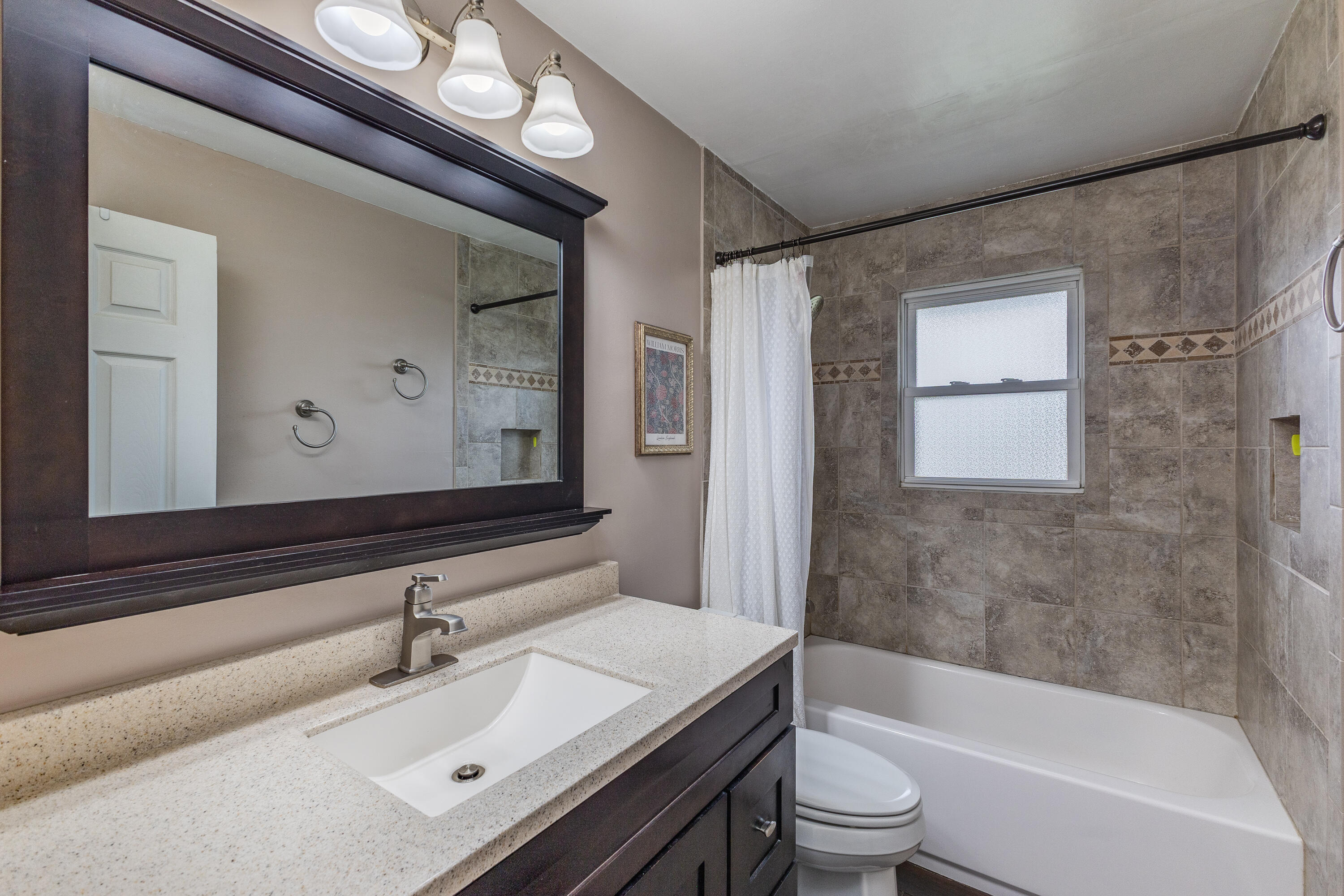 307 Walnut Street, Englewood, Ohio 45322