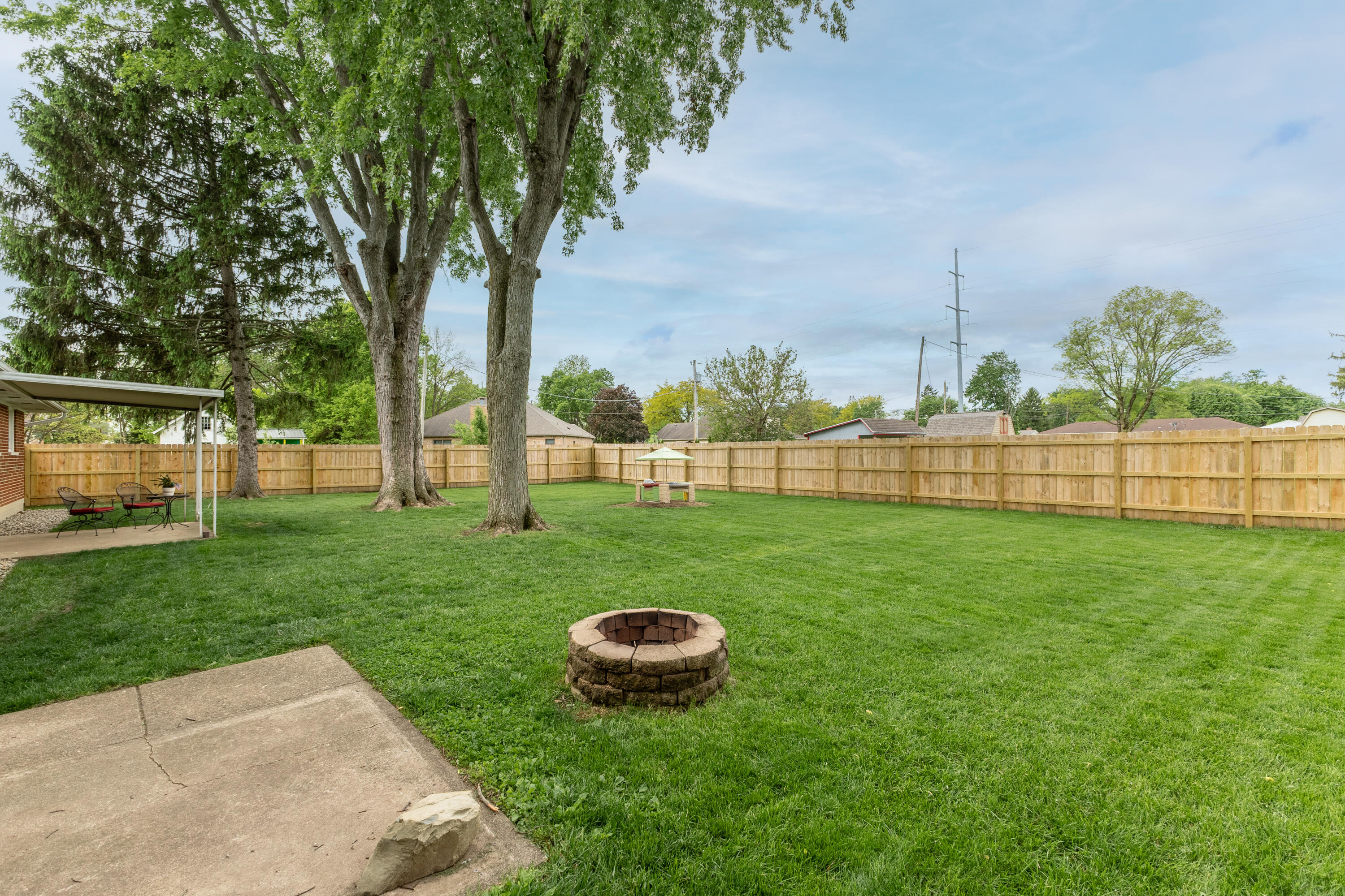 307 Walnut Street, Englewood, Ohio 45322