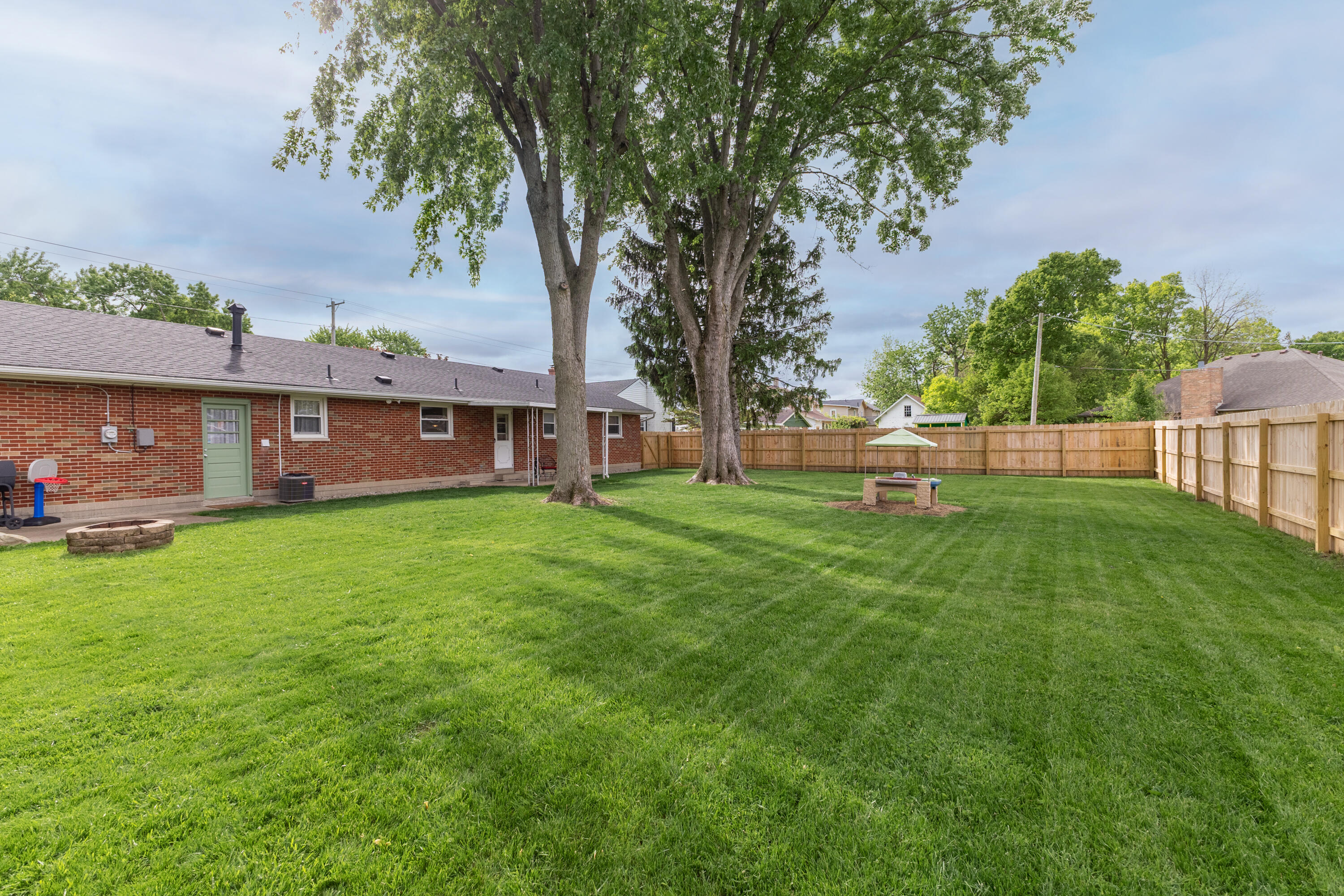 307 Walnut Street, Englewood, Ohio 45322