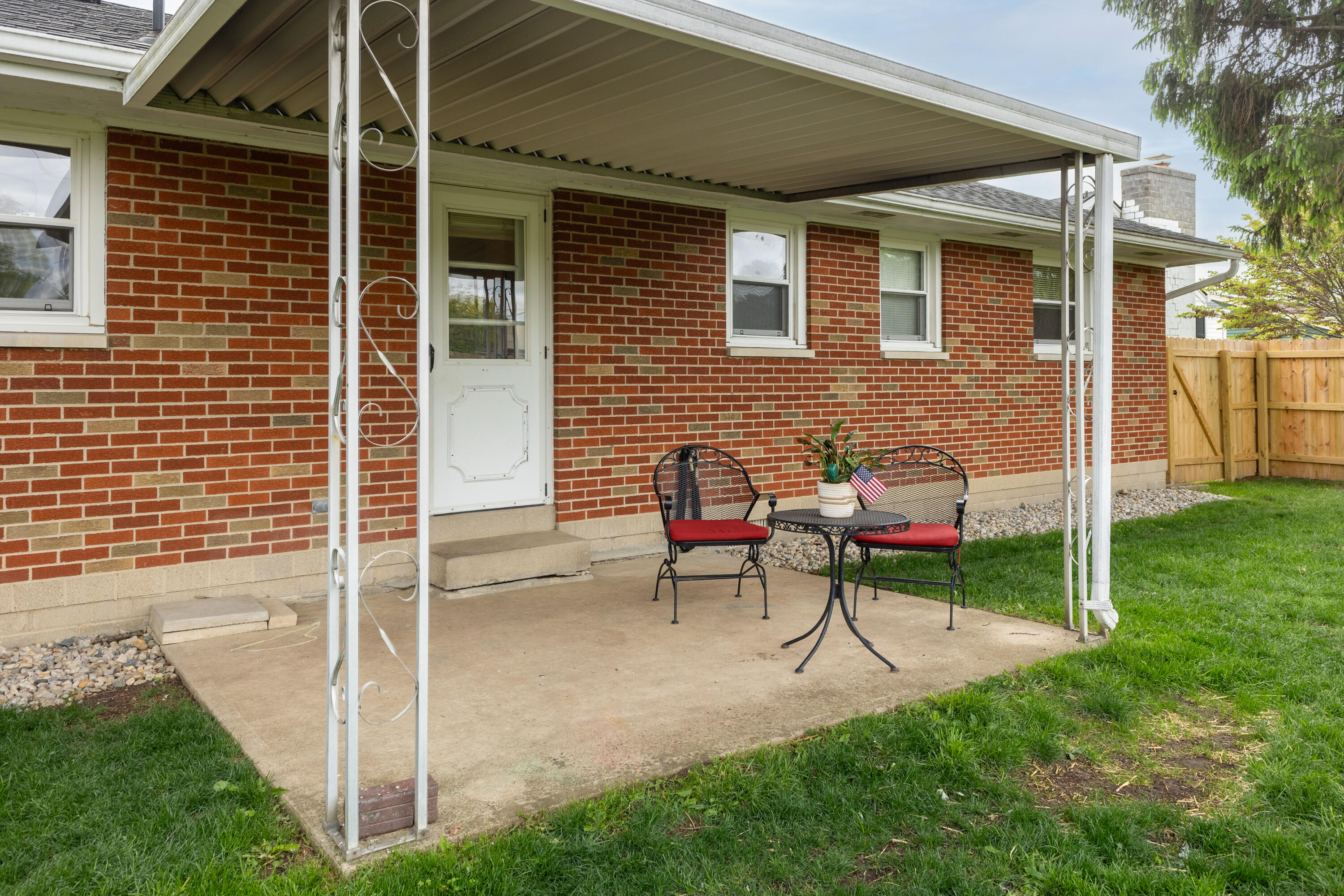 307 Walnut Street, Englewood, Ohio 45322