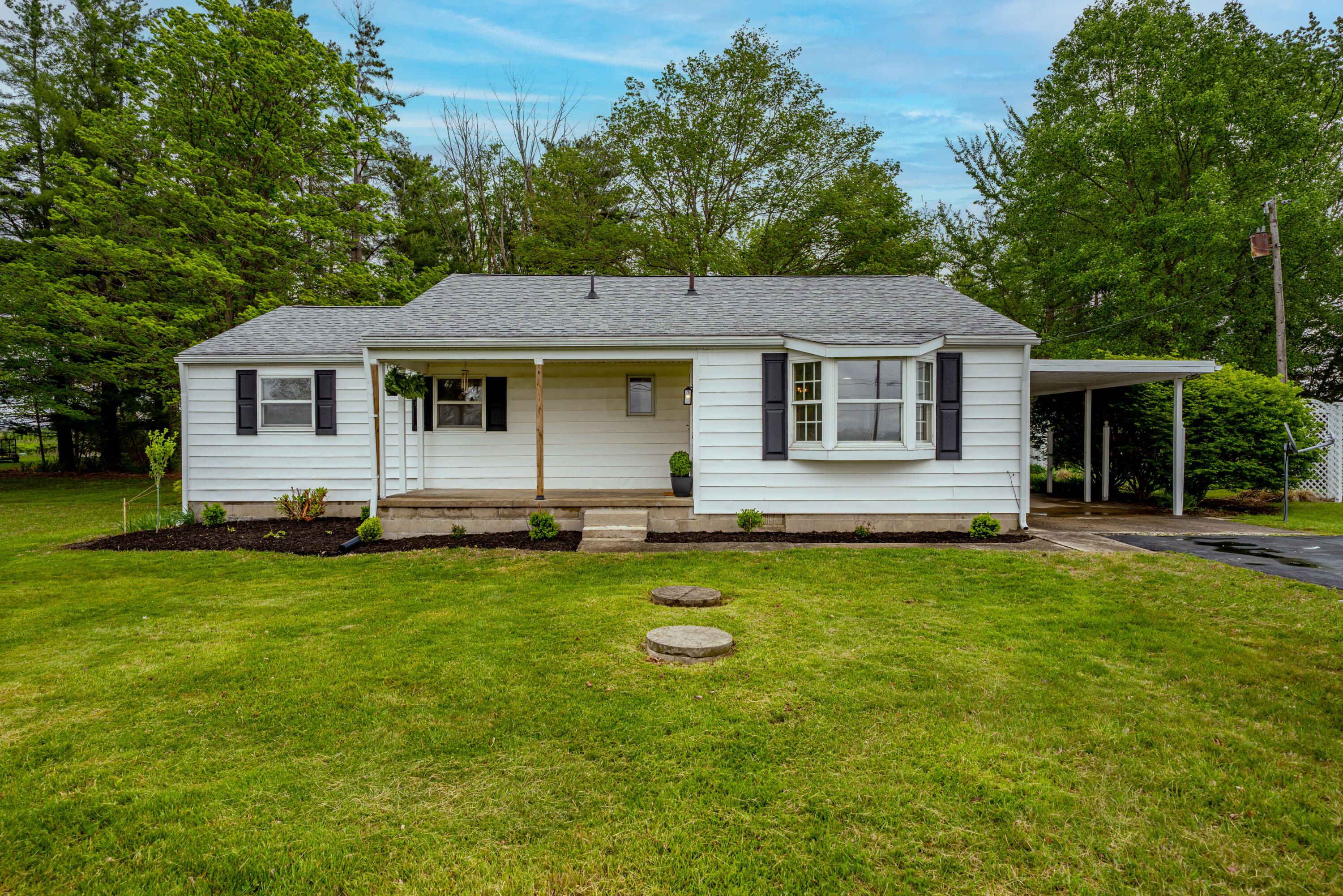11296 Pansing Road, Brookville, Ohio 45309
