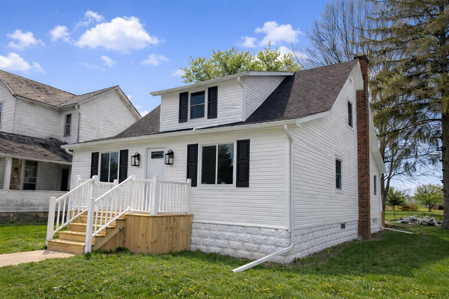 409 Gibbs Avenue, Wapakoneta, Ohio 45895