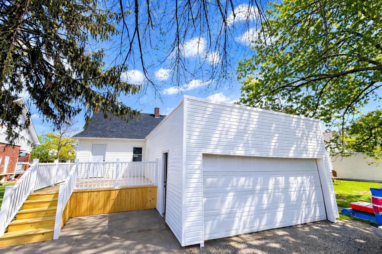 409 Gibbs Avenue, Wapakoneta, Ohio 45895