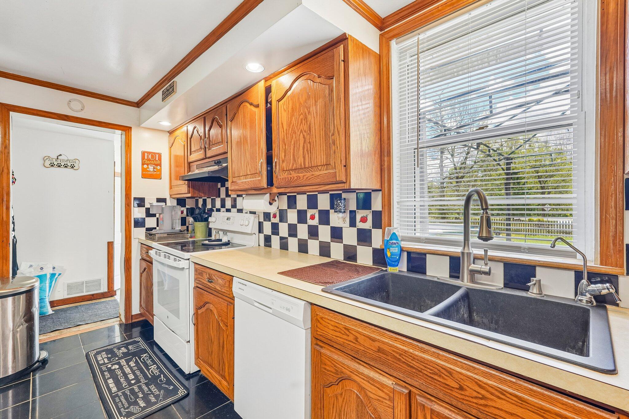 25405 St Rt 245, North Lewisburg, Ohio 43060