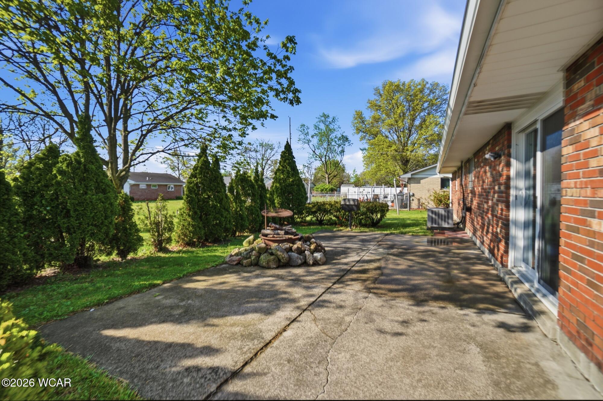 1044 Woodland Drive, Lima, Ohio