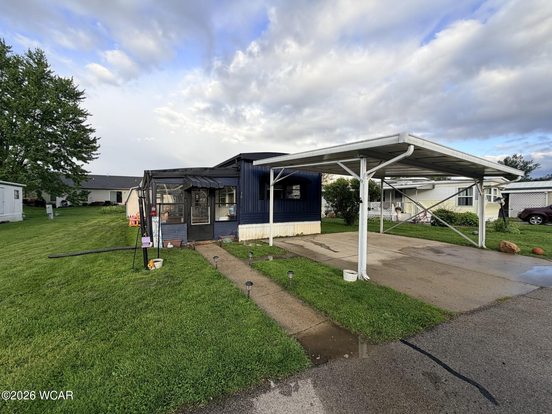 10 Summerplace Drive, Wapakoneta, Ohio
