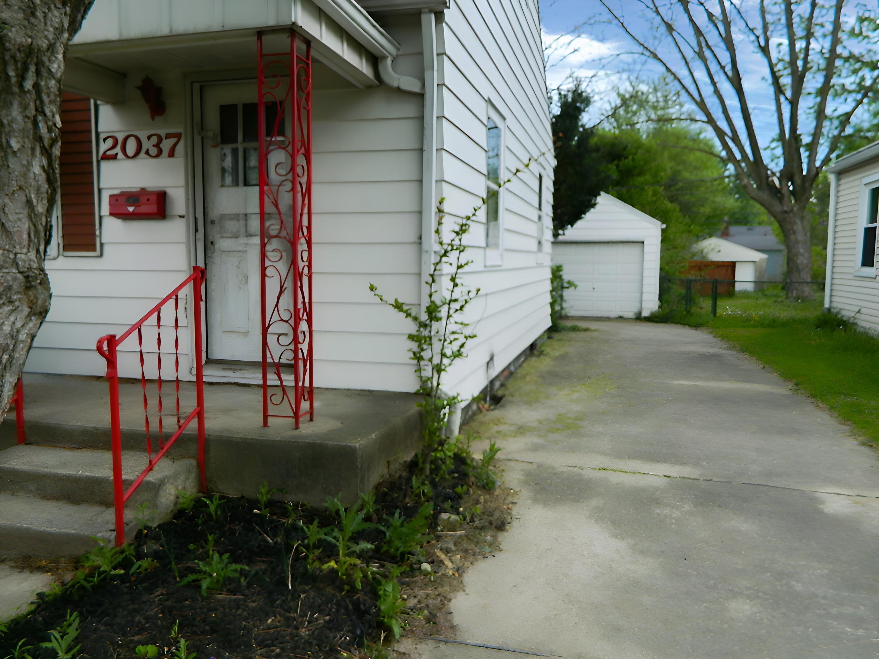 2037 Studer Avenue, Columbus, Ohio 43207