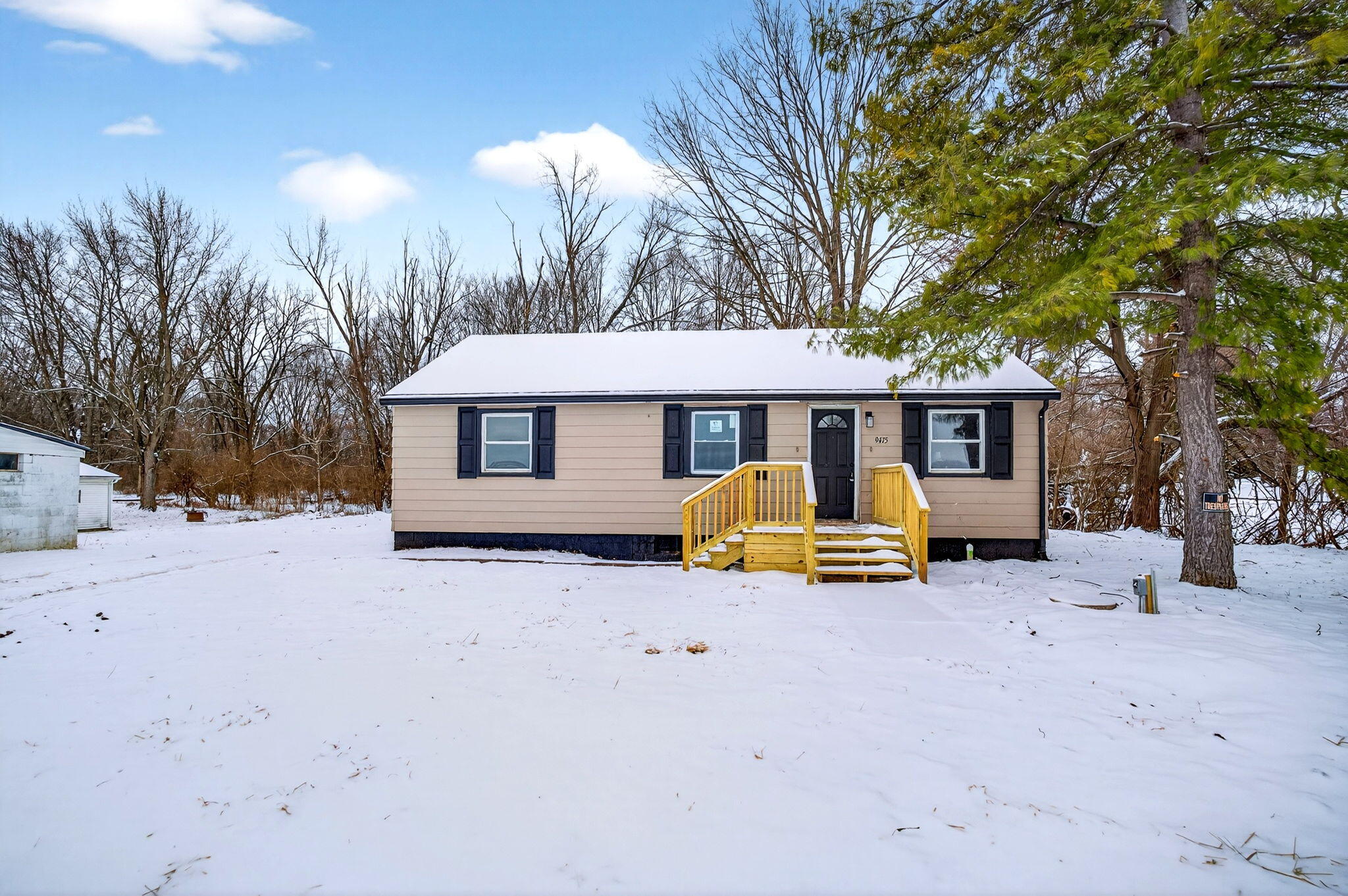 9475 National Road, New Carlisle, Ohio 45344