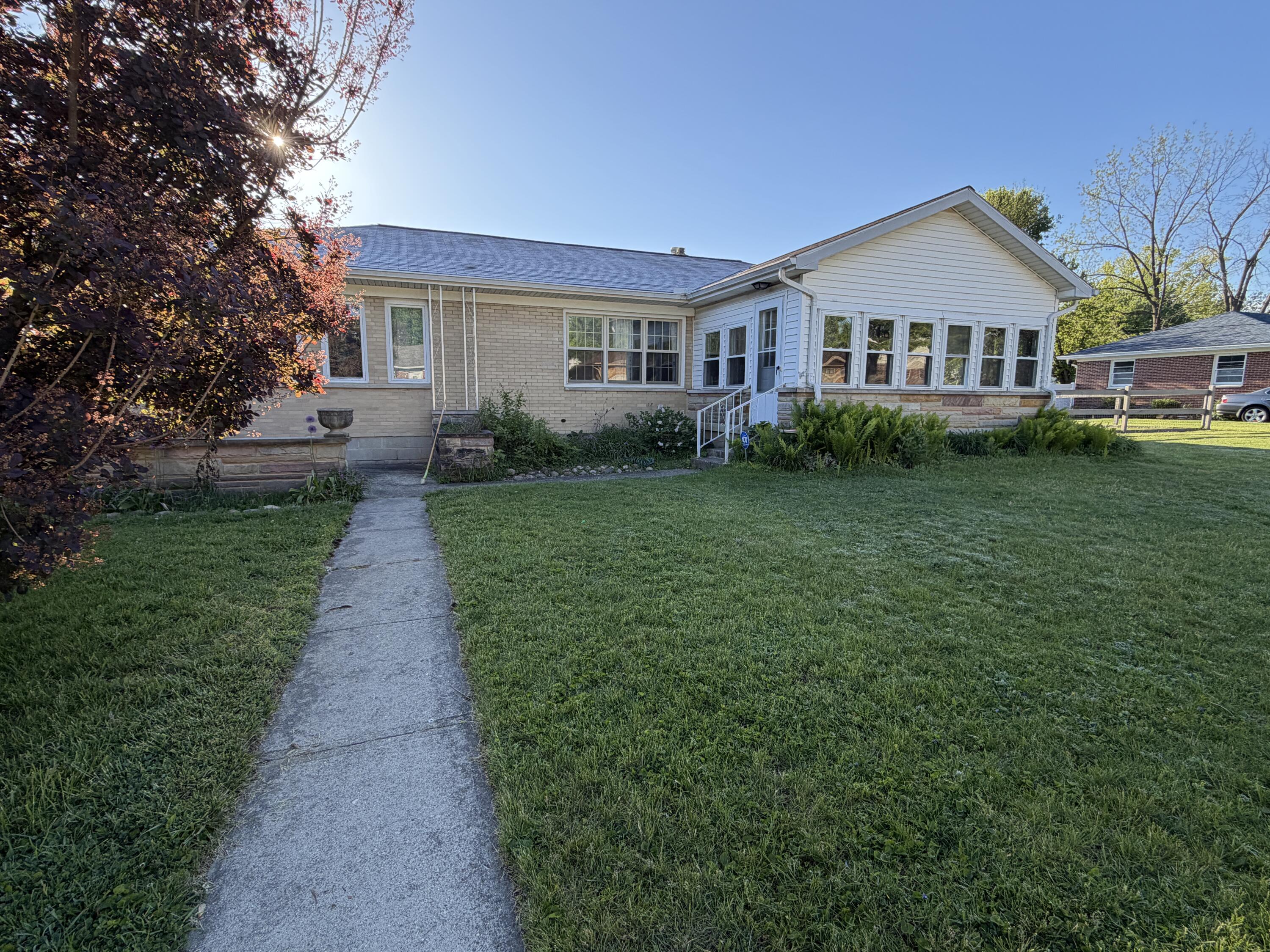2416 Northmoor Drive, Springfield, Ohio 45503