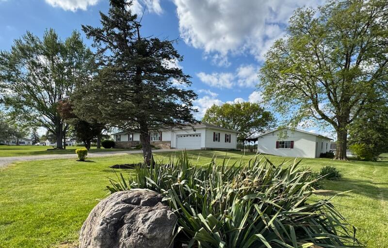 5505 Buckneck Road, Bradford, Ohio 45308