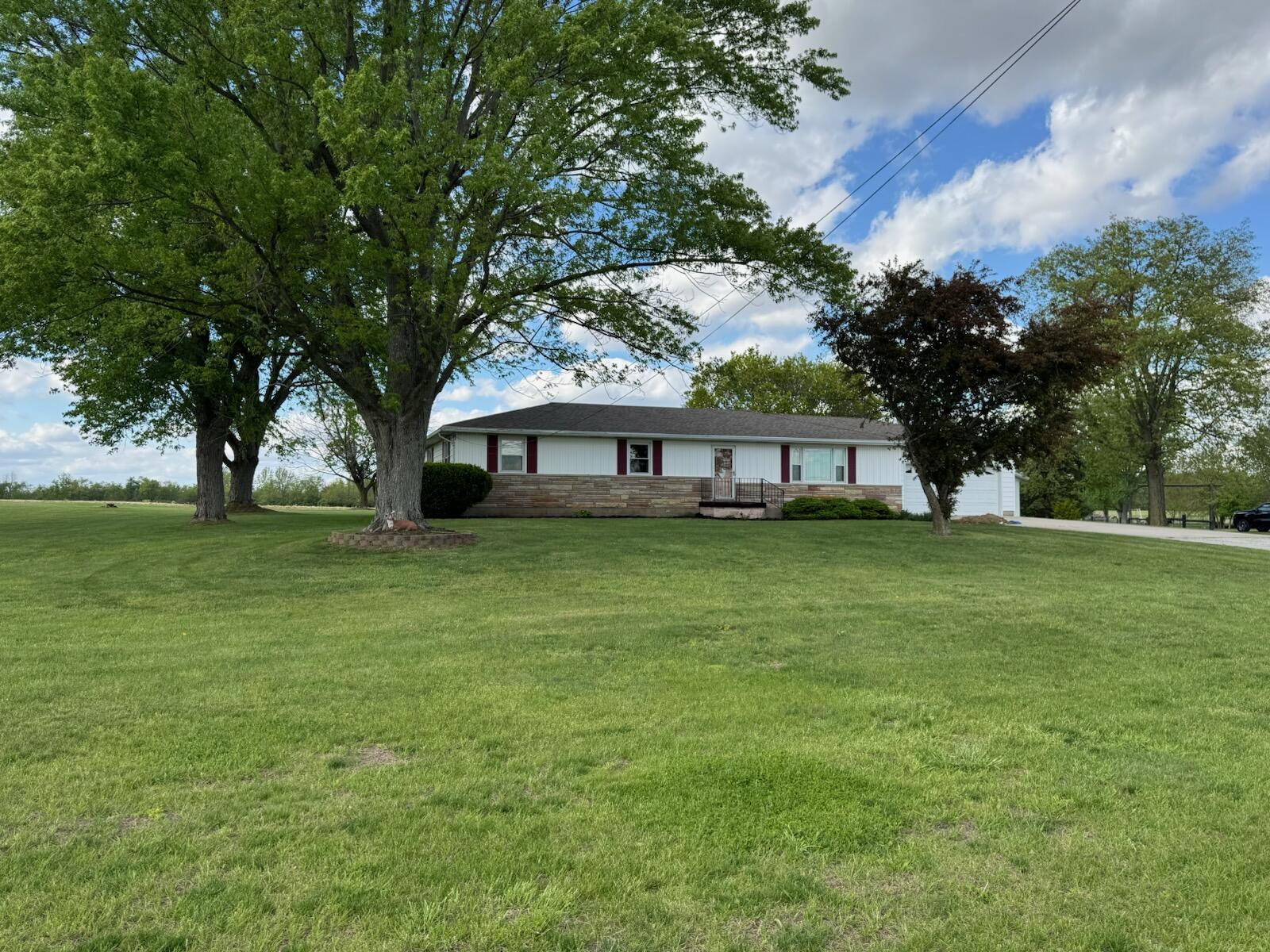 5505 Buckneck Road, Bradford, Ohio 45308