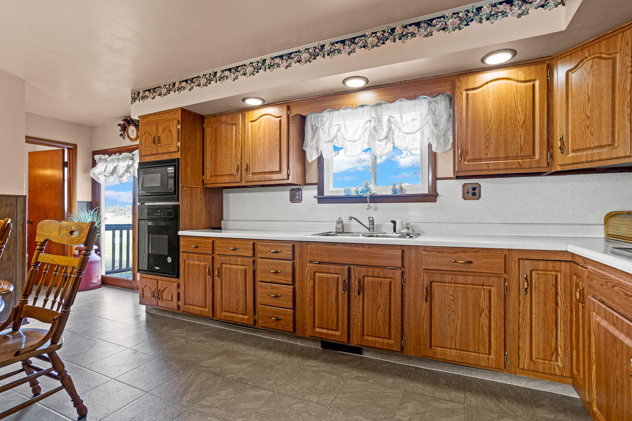 5505 Buckneck Road, Bradford, Ohio 45308
