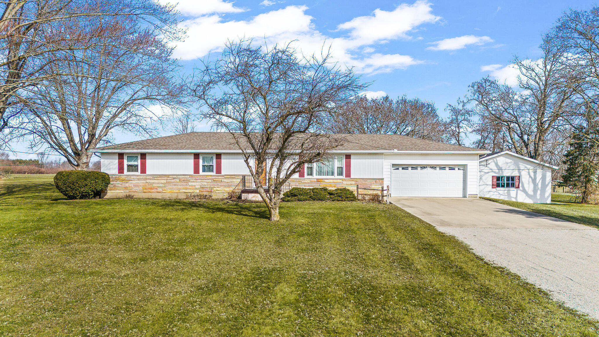 5505 Buckneck Road, Bradford, Ohio 45308