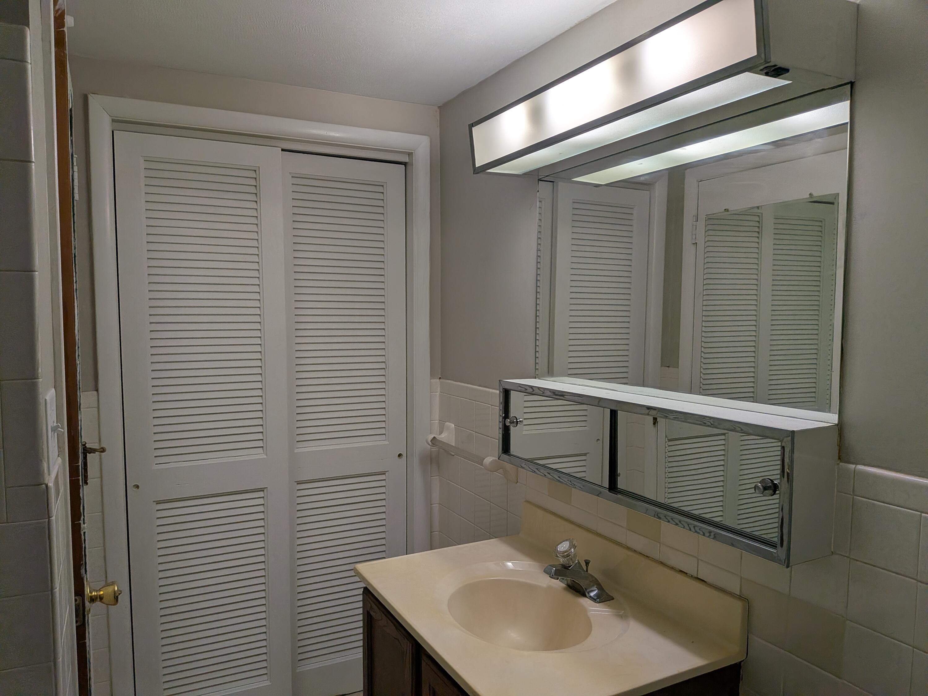 828 Covington Avenue, Piqua, Ohio 45356