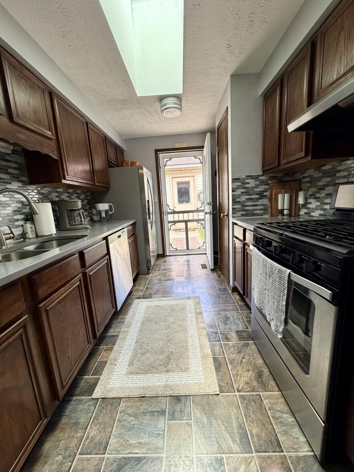 4250 Midfield Street, Springfield, Ohio 45503