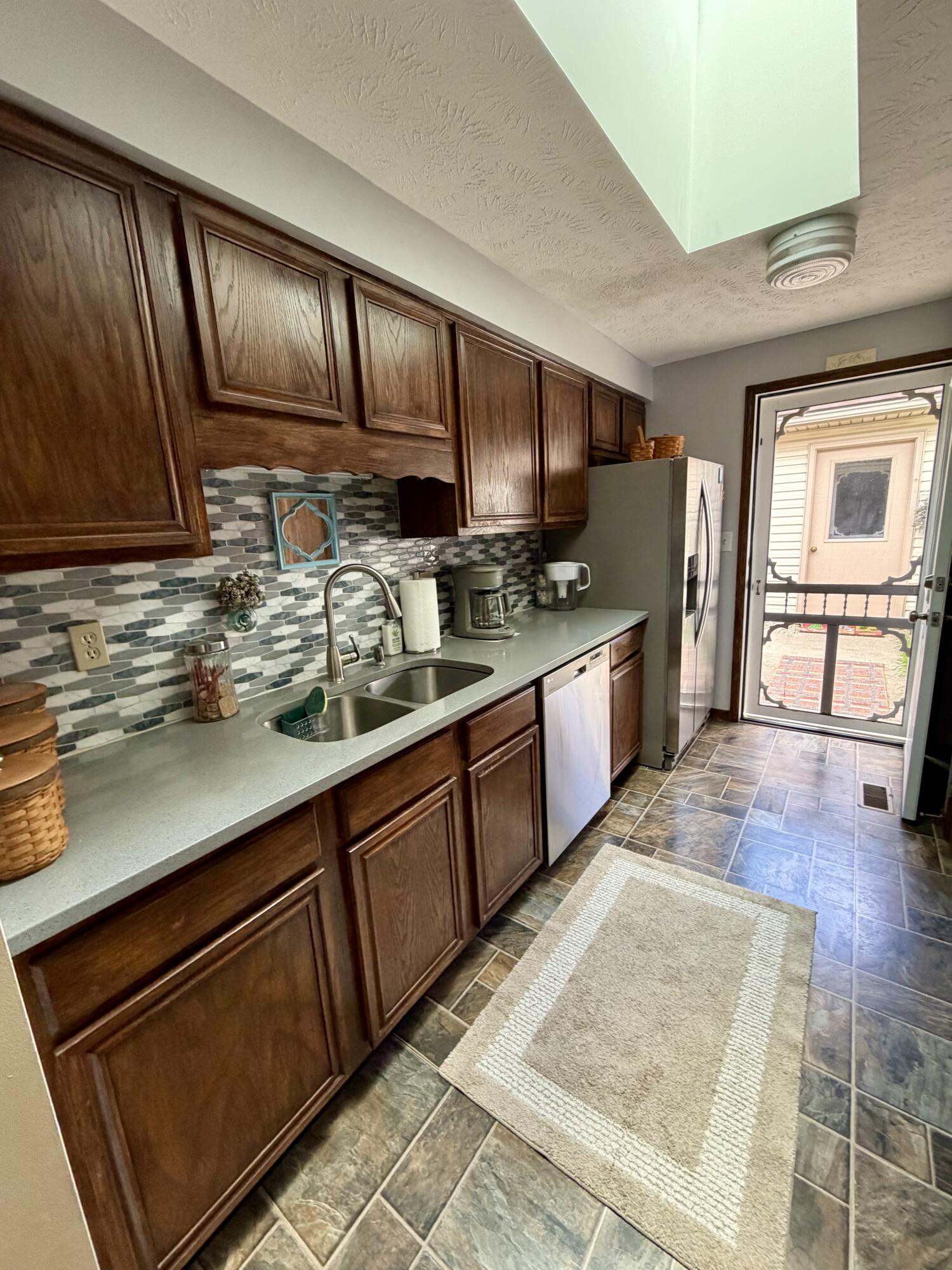 4250 Midfield Street, Springfield, Ohio 45503