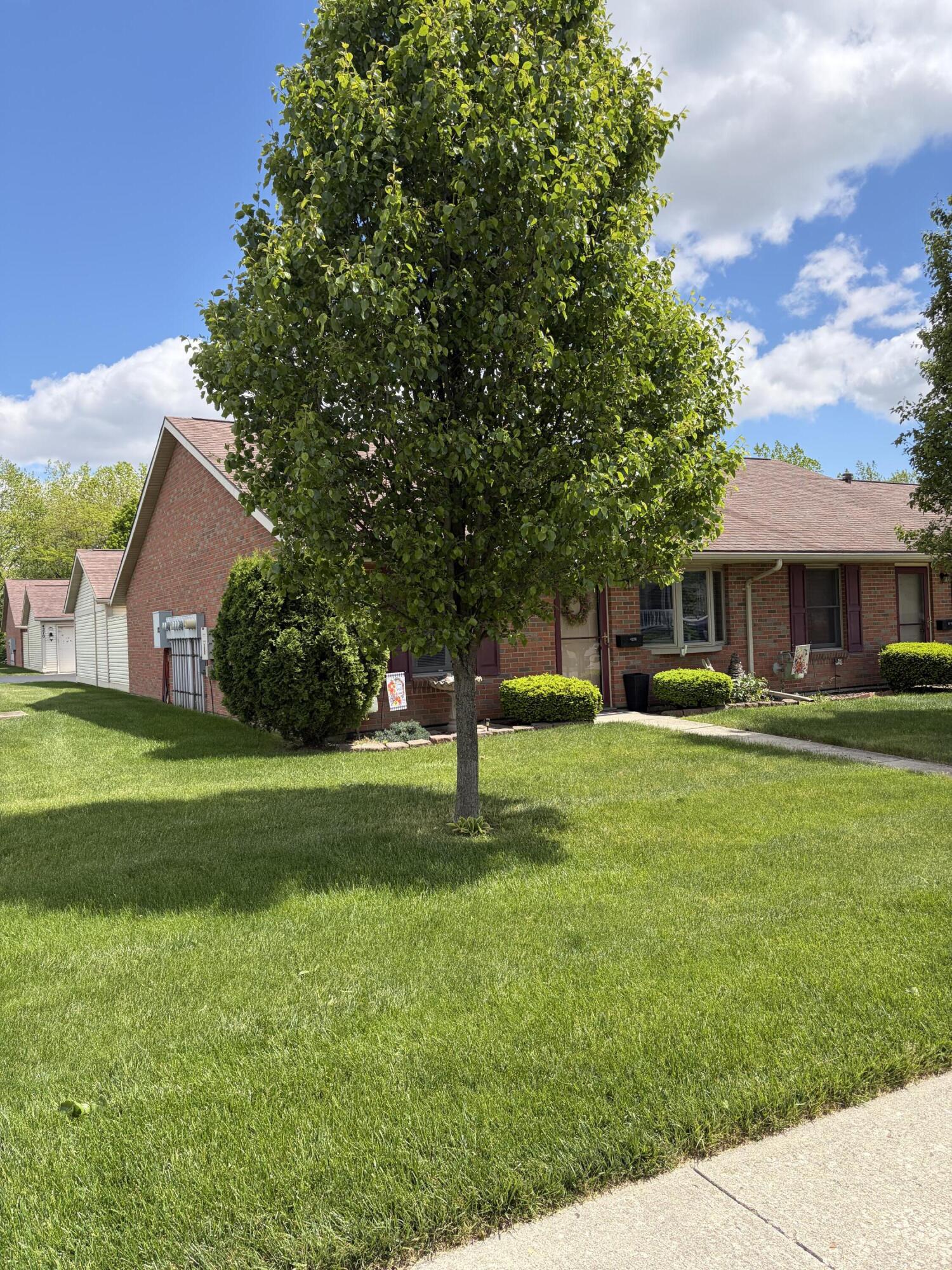 4250 Midfield Street, Springfield, Ohio 45503