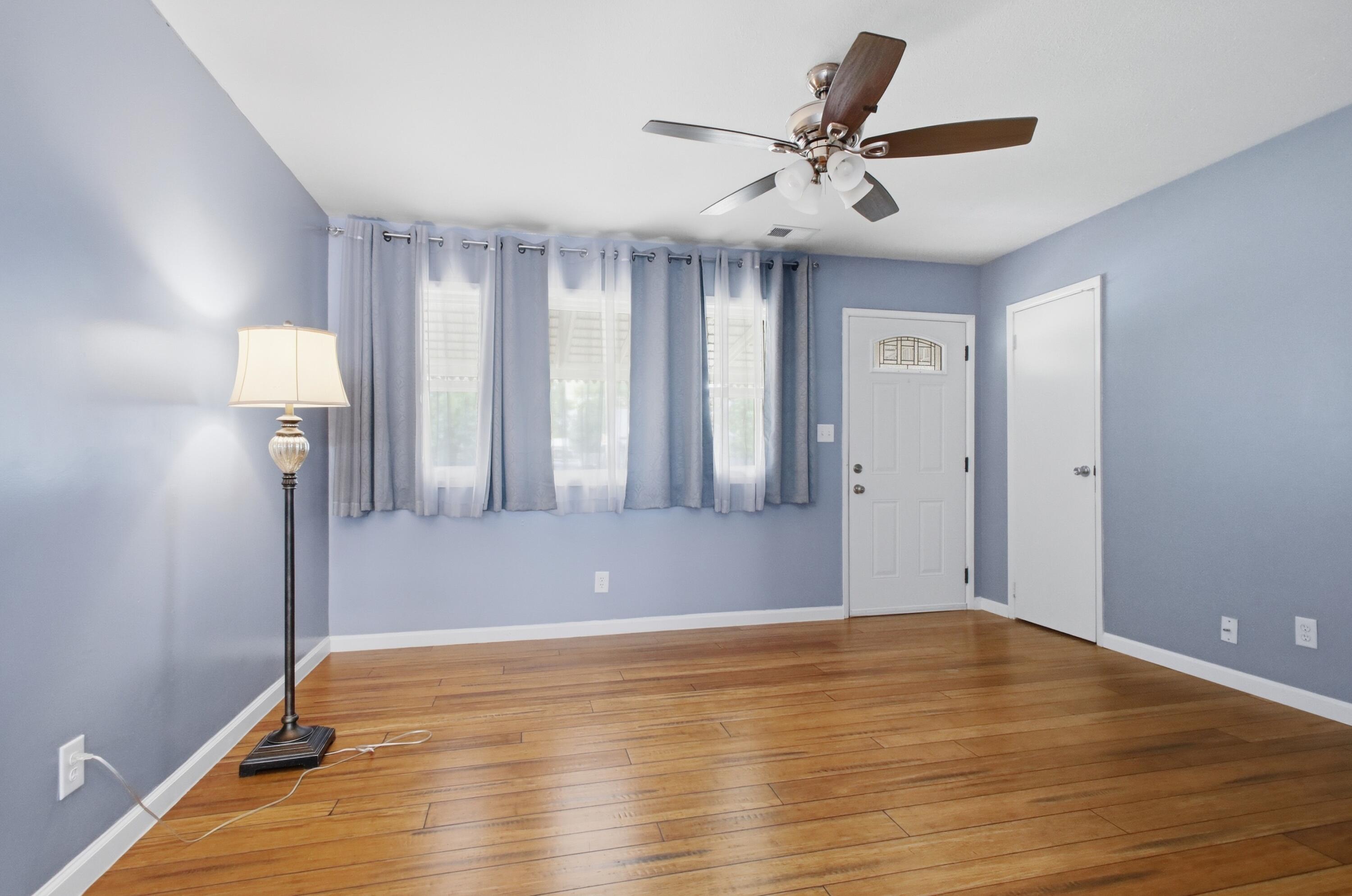 60 Quinby Lane, Dayton, Ohio 45432