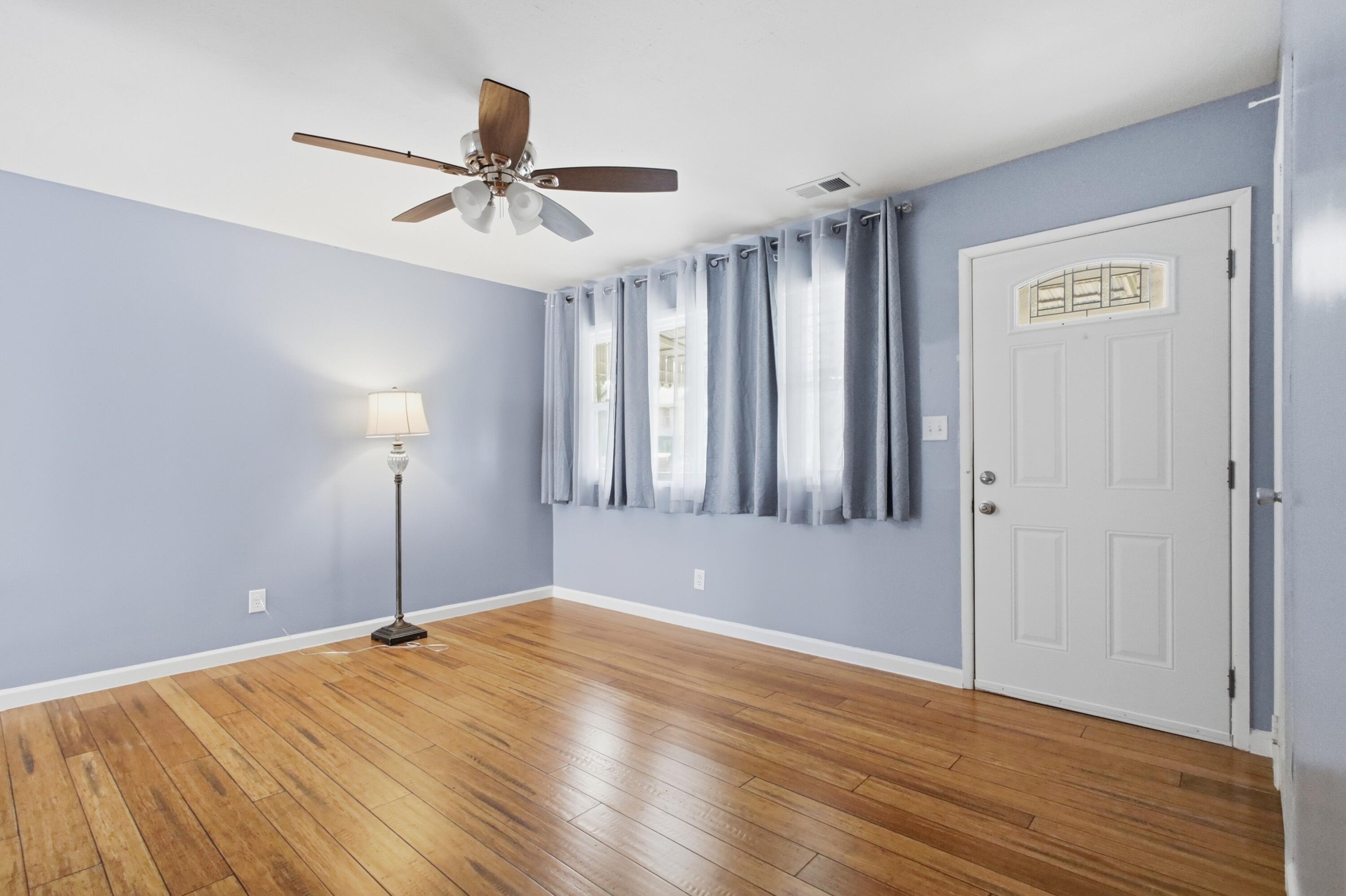 60 Quinby Lane, Dayton, Ohio 45432