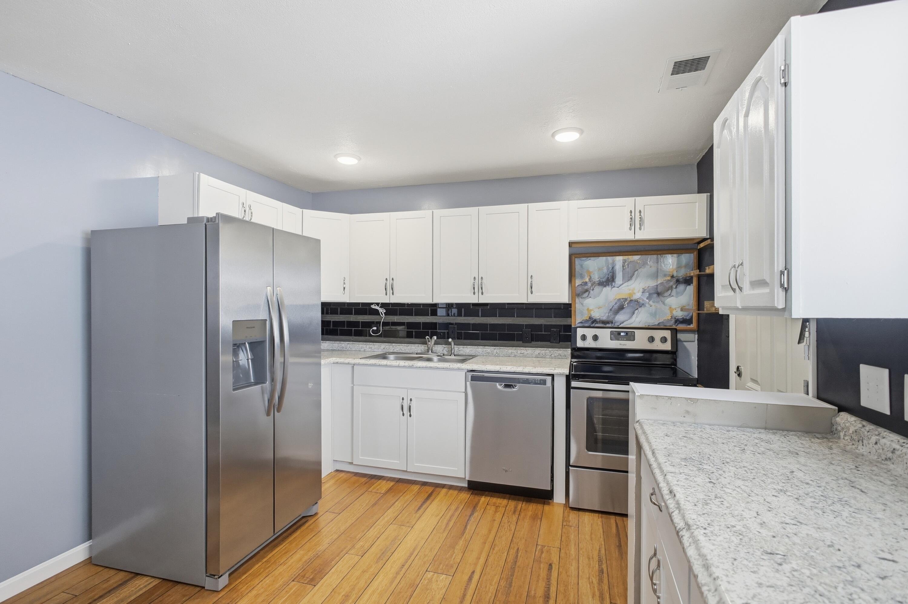 60 Quinby Lane, Dayton, Ohio 45432
