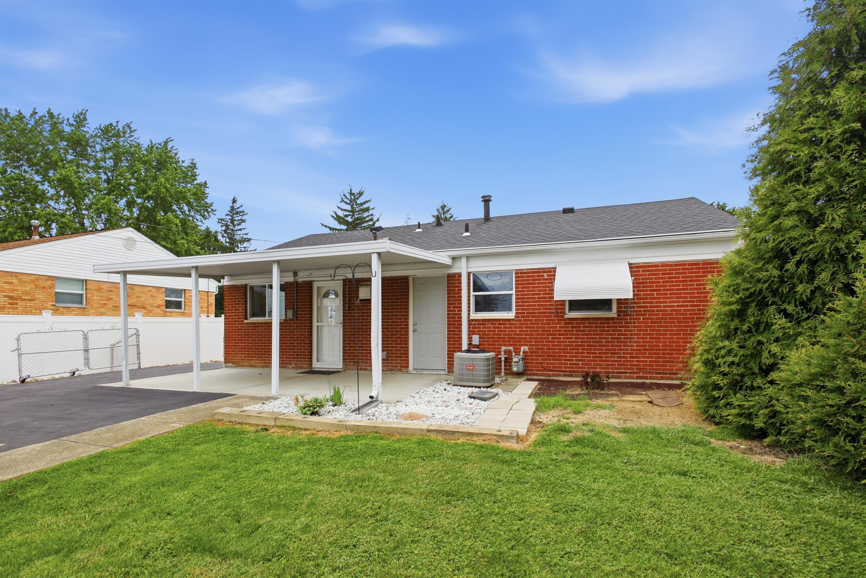 60 Quinby Lane, Dayton, Ohio 45432