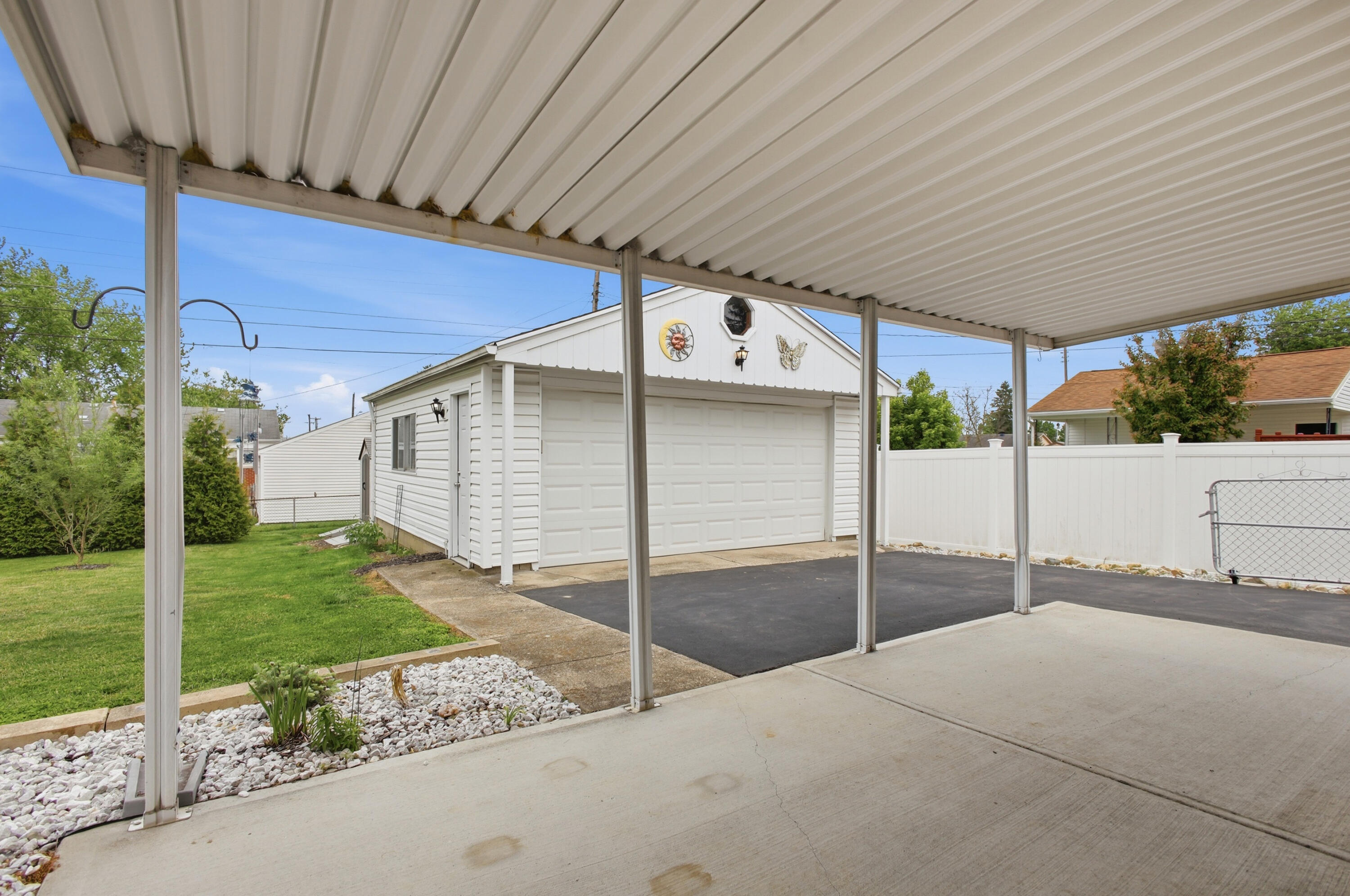 60 Quinby Lane, Dayton, Ohio 45432