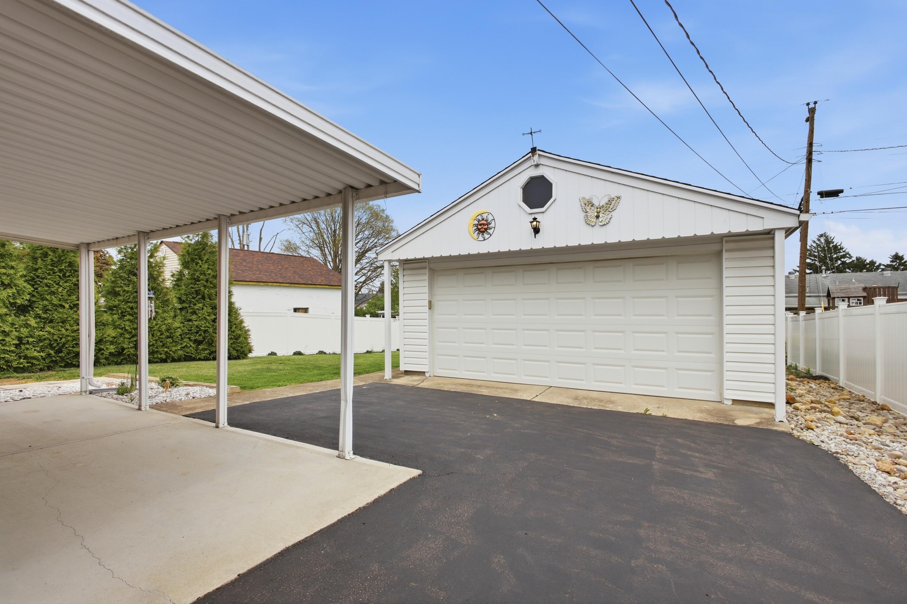 60 Quinby Lane, Dayton, Ohio 45432