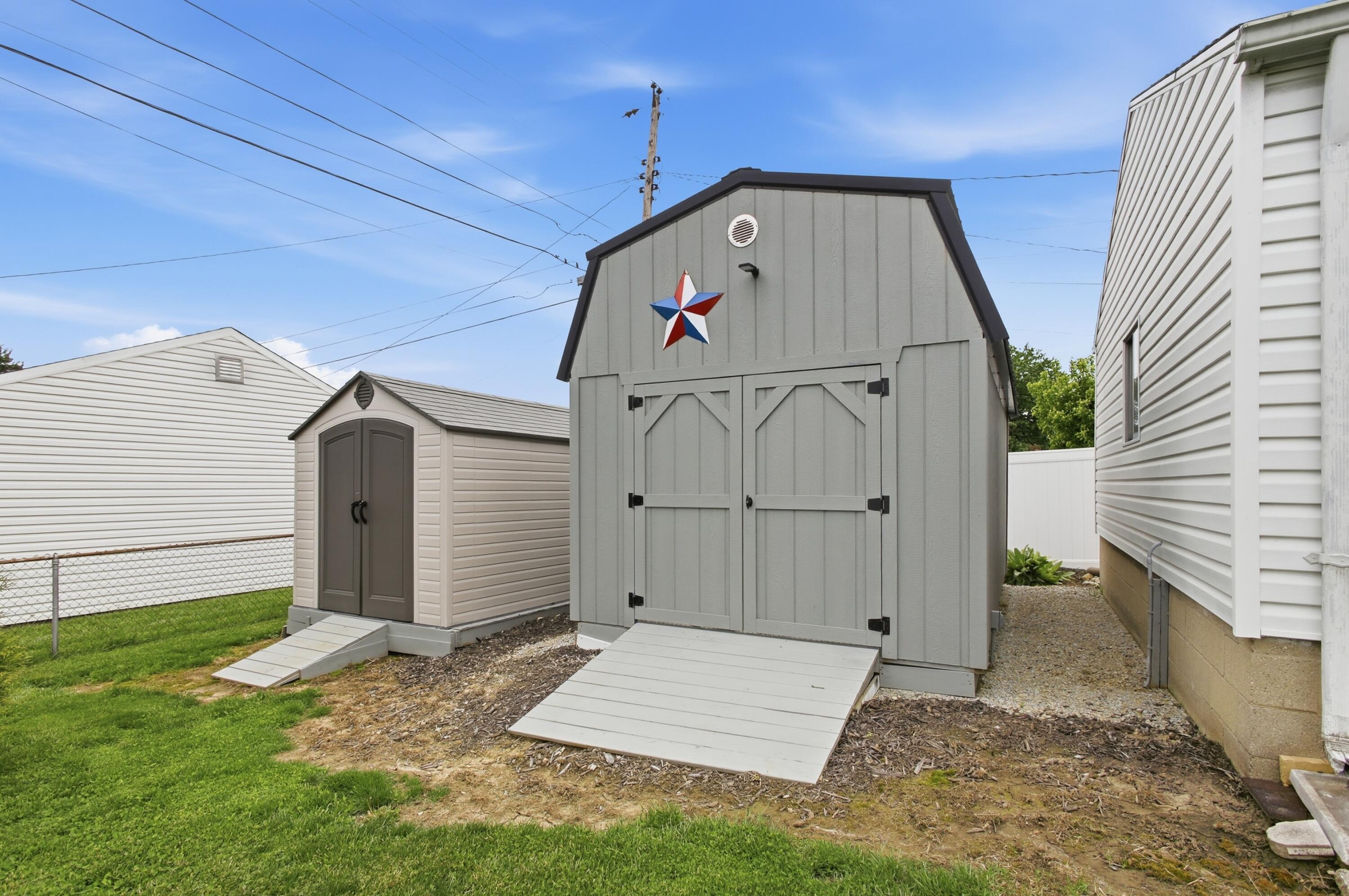 60 Quinby Lane, Dayton, Ohio 45432