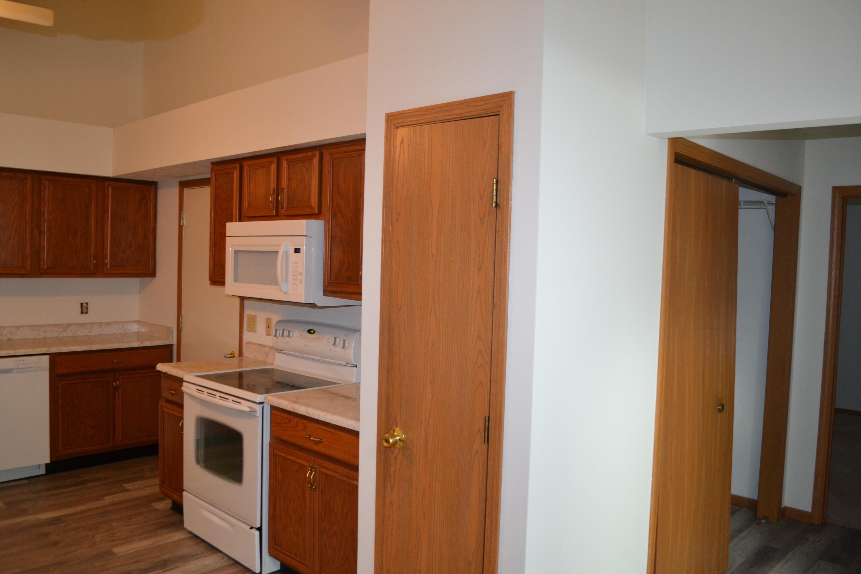 5866 Oldham Drive, Springfield, Ohio 45503