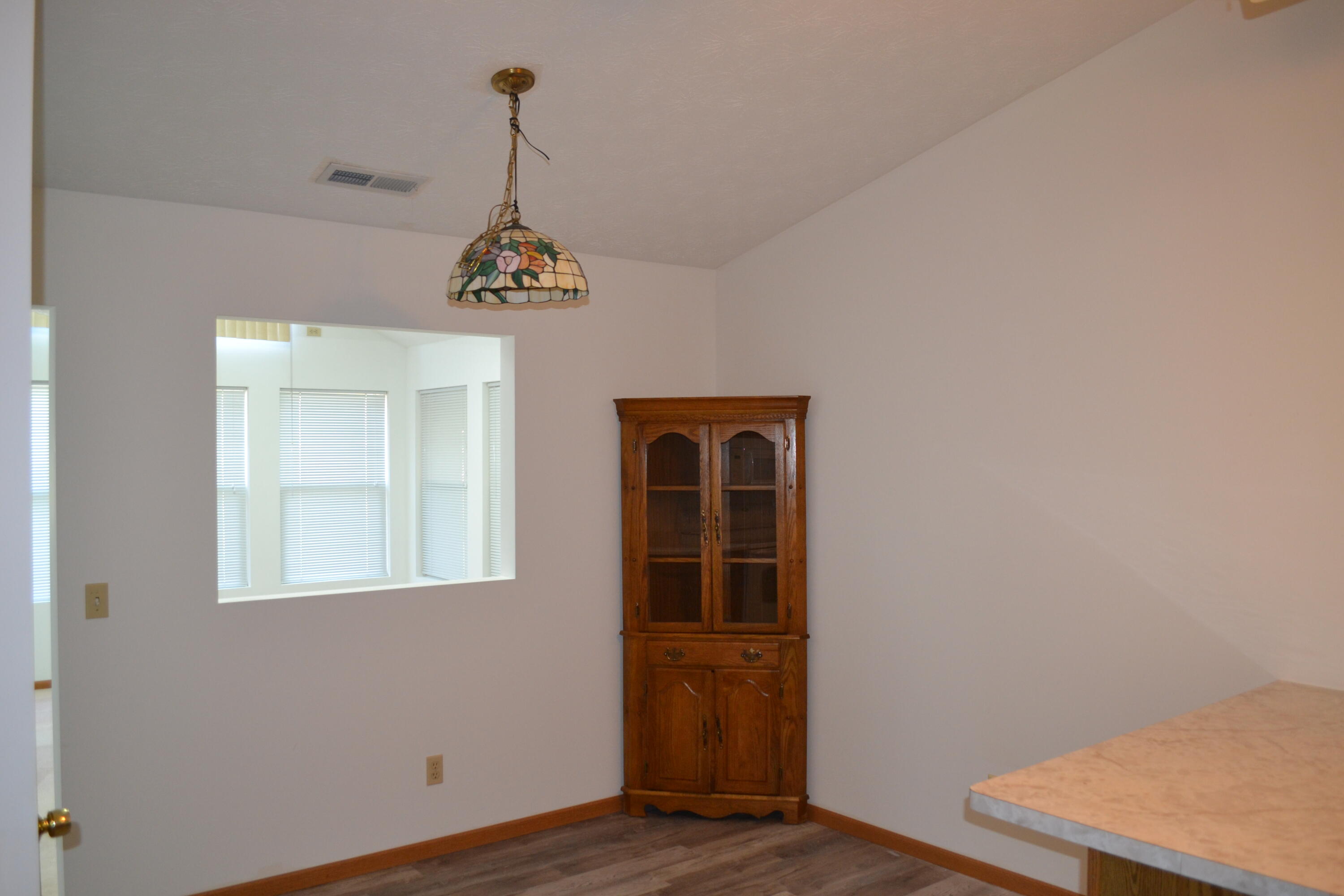 5866 Oldham Drive, Springfield, Ohio 45503