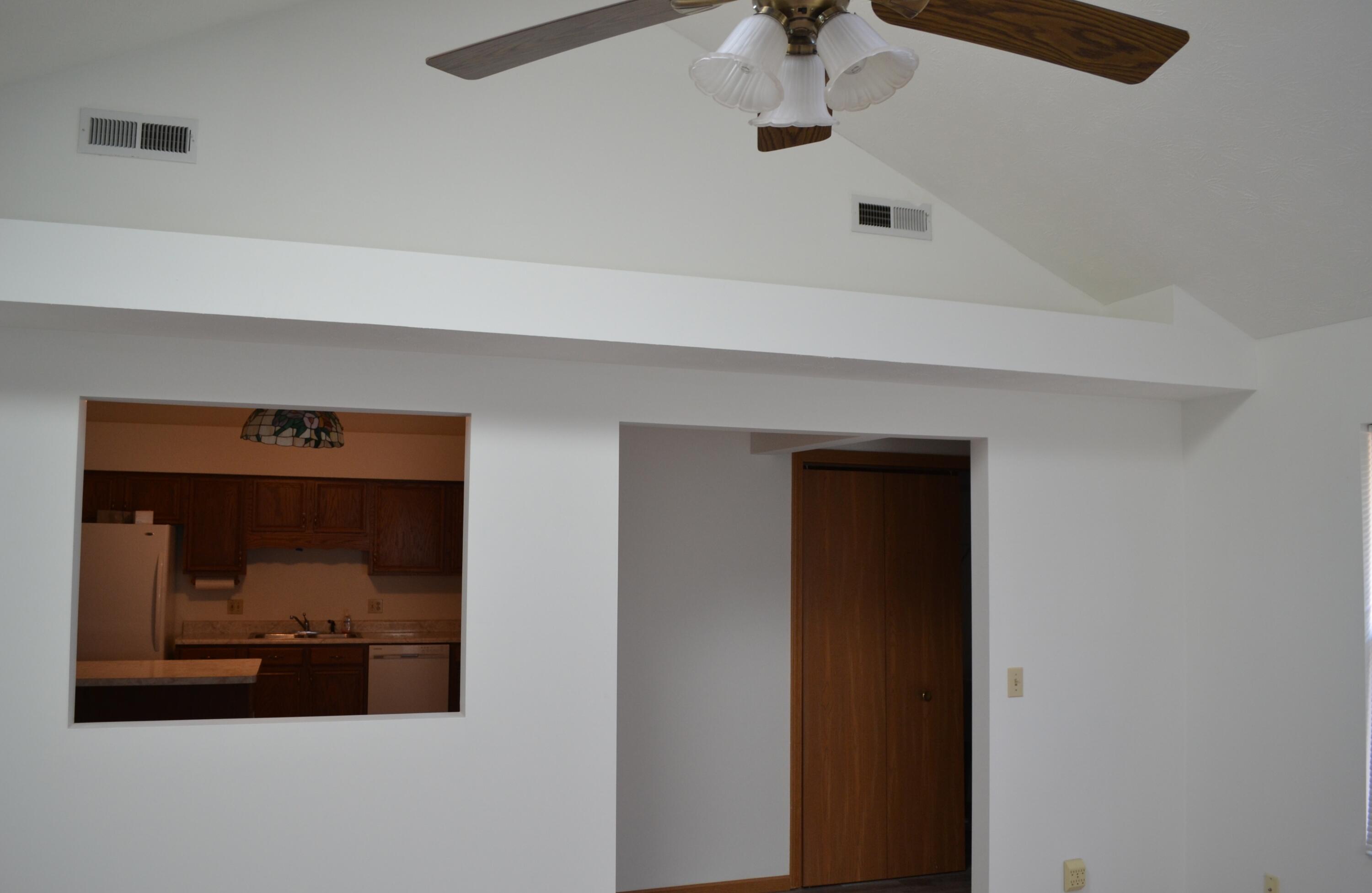 5866 Oldham Drive, Springfield, Ohio 45503