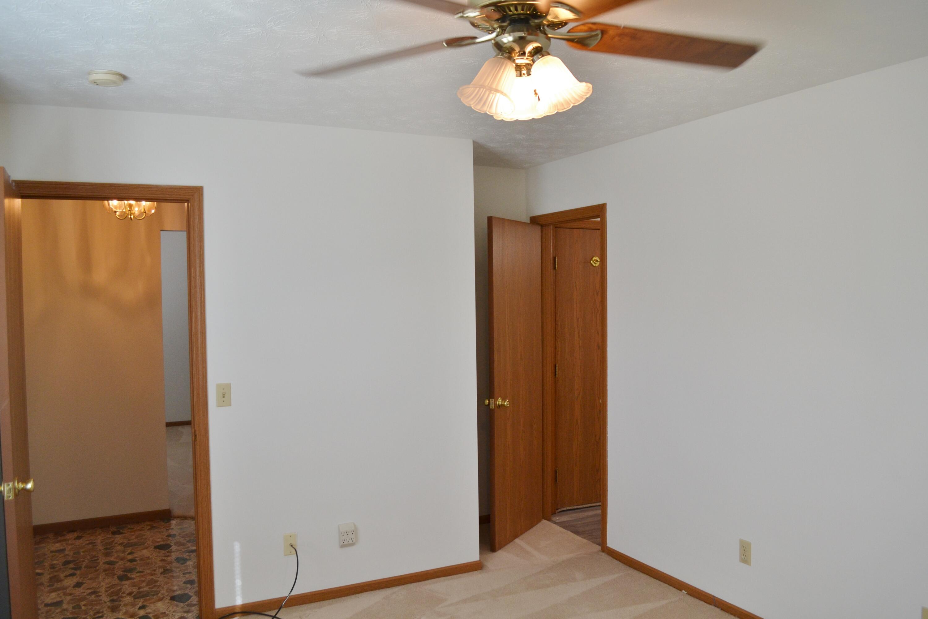 5866 Oldham Drive, Springfield, Ohio 45503